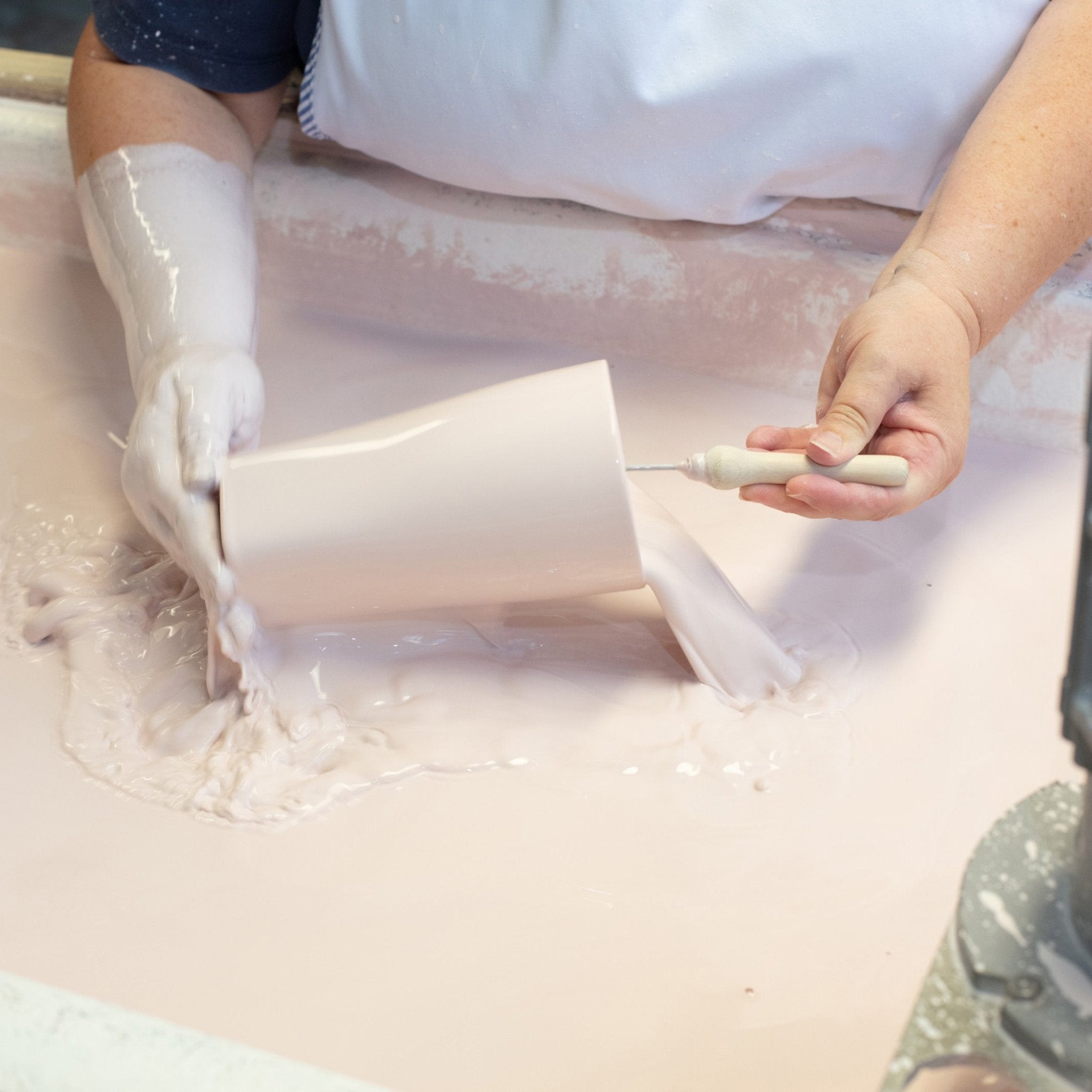 Coffee to go Becher Affe & Faultier Kobaltblau Ø 9 cm, 0,35 l mit Manschette | Meissen Coffee to go Collection - Nova vs-79a933-46m01 - Meissen Weimar