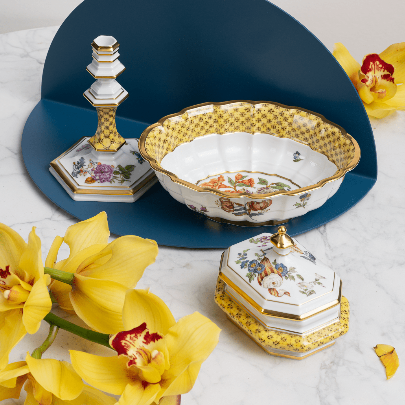 Dose Frucht - und Blumenmalerei, H 9,2 cm | Meissen Limitierte Meisterwerke 213084 - 52895 - Meissen Weimar