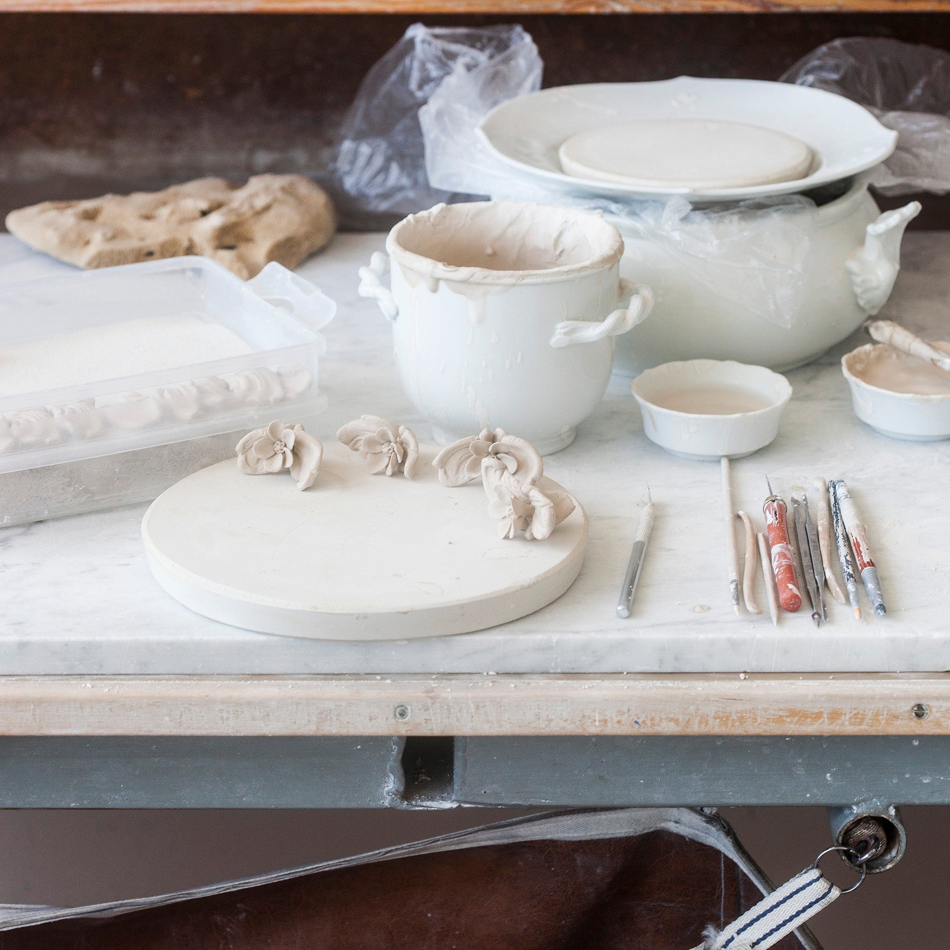 Dose, Platin, H 15 cm | Meissen Dosen Kollektion "Orangerie" 99a533 - 52250 - Meissen Weimar