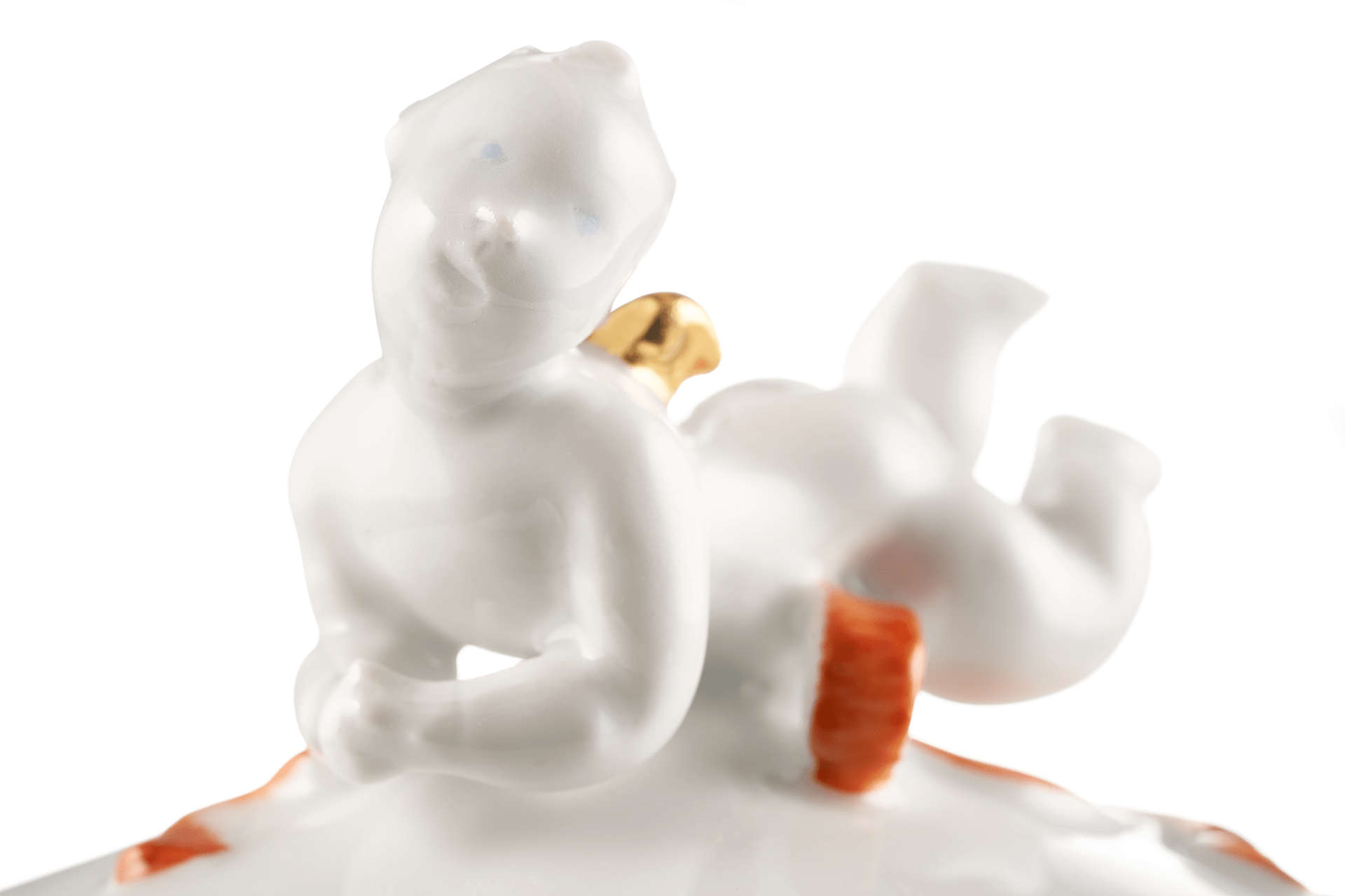 Dose Weiß mit Engel, Höhe 13 cm | Meissen Geschenke 90a209 - 52111 - Meissen Weimar