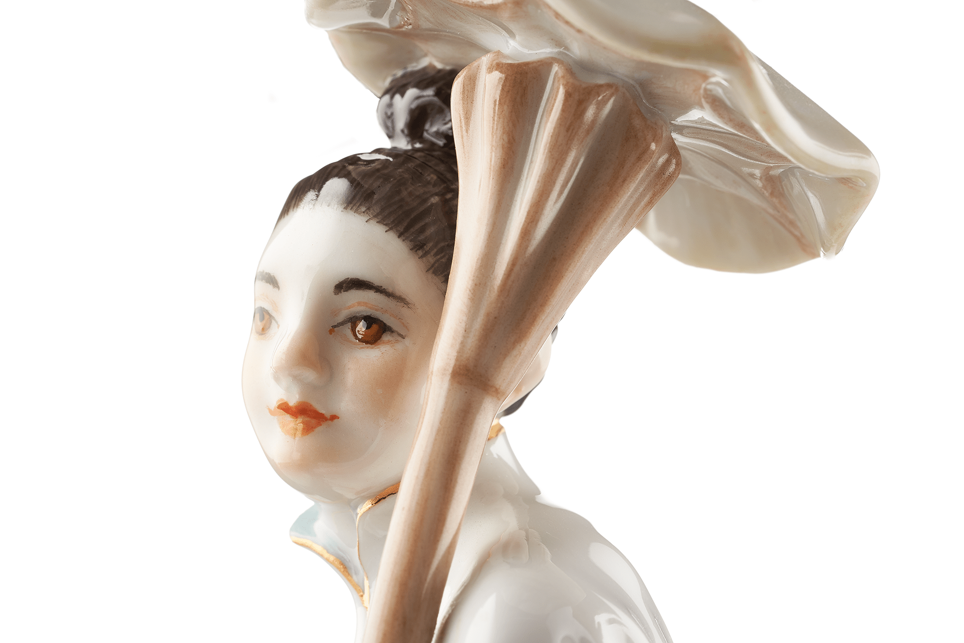 Einzelfigur Asiatin mit Schirm, Bunt und gold staffiert, H 18 cm | Meissen Figuren Individuell 900300 - 65645 - Meissen Weimar