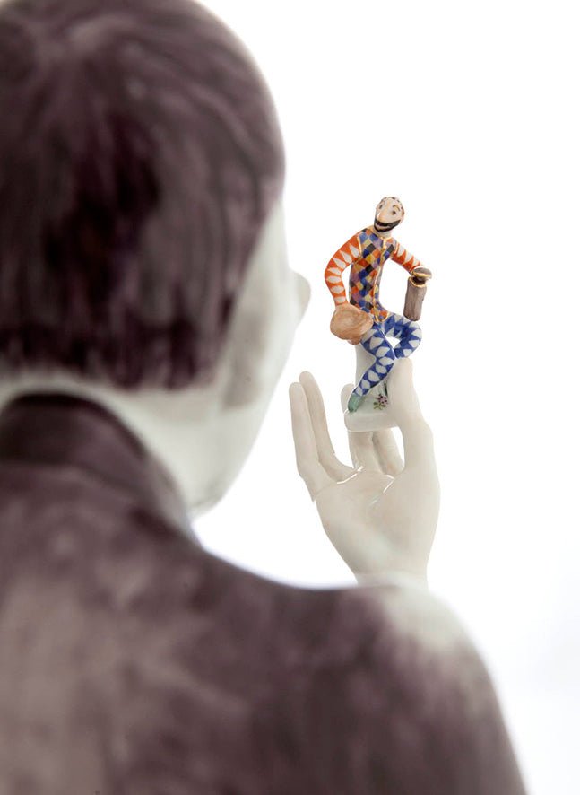 Einzelfigur Der Sammler, Bunt und gold staffiert, H 36 cm | Meissen Figuren Individuell 900300 - 73530 - Meissen Weimar