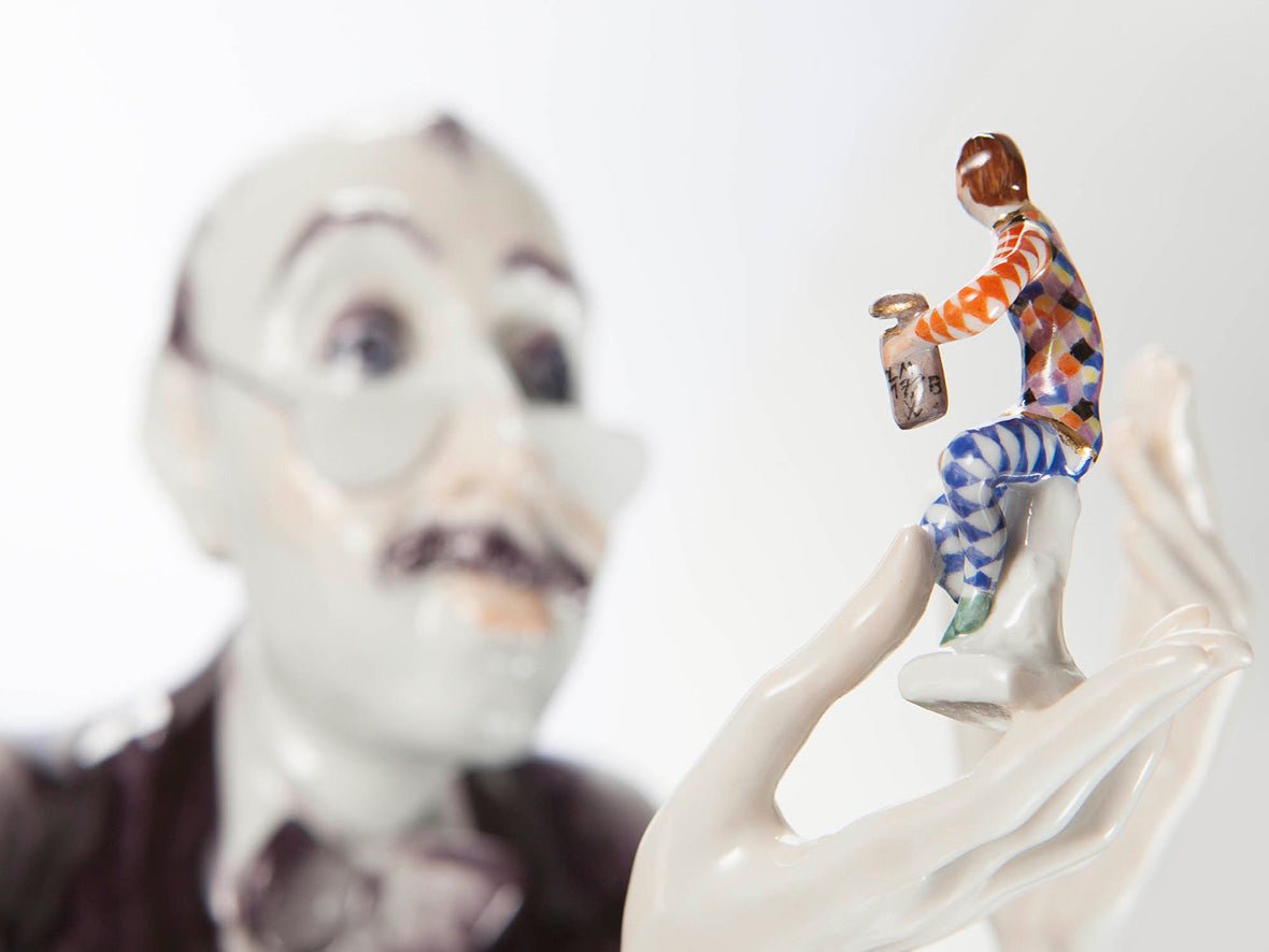 Einzelfigur Der Sammler, Bunt und gold staffiert, H 36 cm | Meissen Figuren Individuell 900300 - 73530 - Meissen Weimar