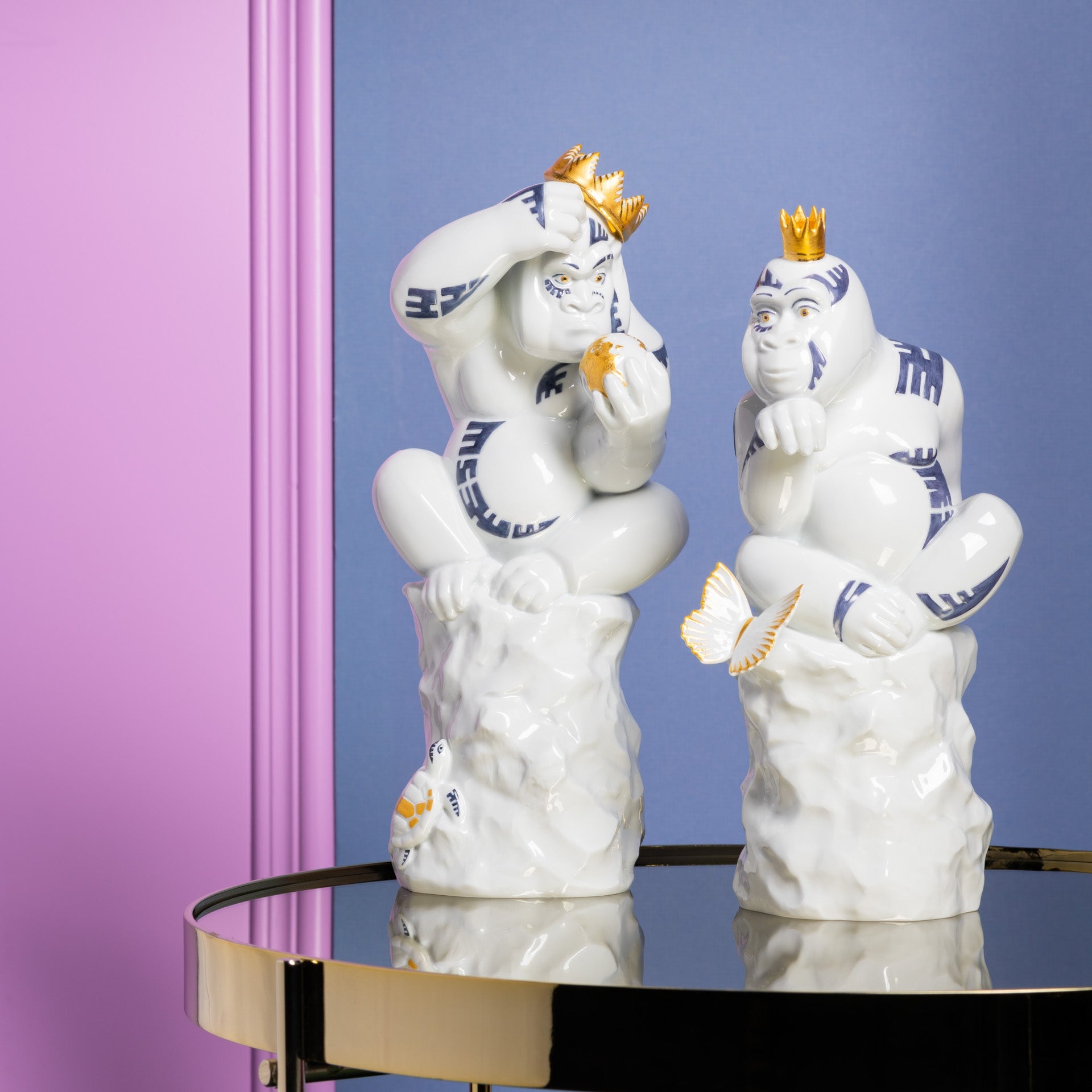 Einzelfigur King Dumb, Weiß mit Goldstaffage, H 24,5 cm | Meissen Figuren Individuell 900300 - 73958 - Meissen Weimar