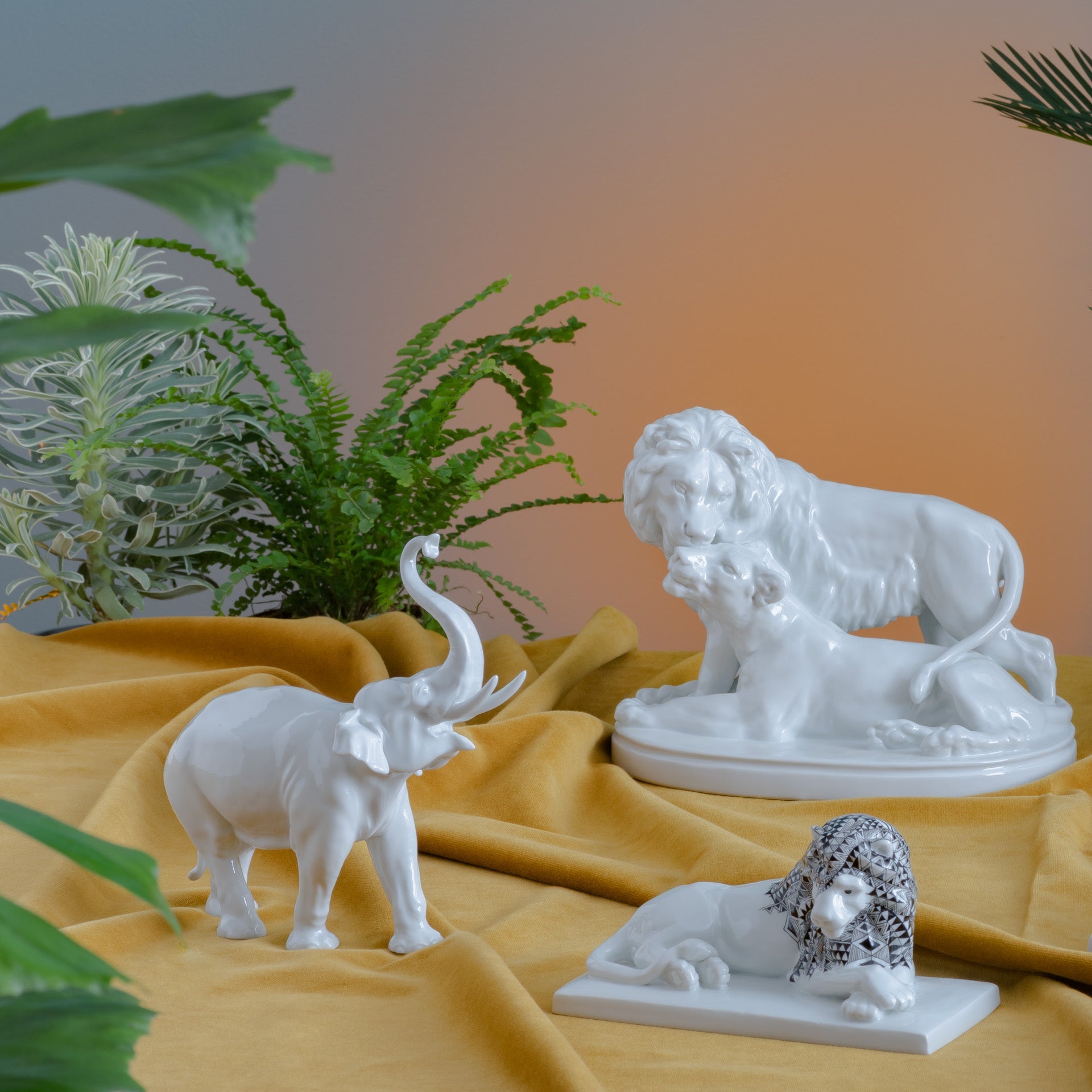 Elefant, Weiß, H 19 cm | Meissen Einzelplastik 000001 - 78761 - Meissen Weimar