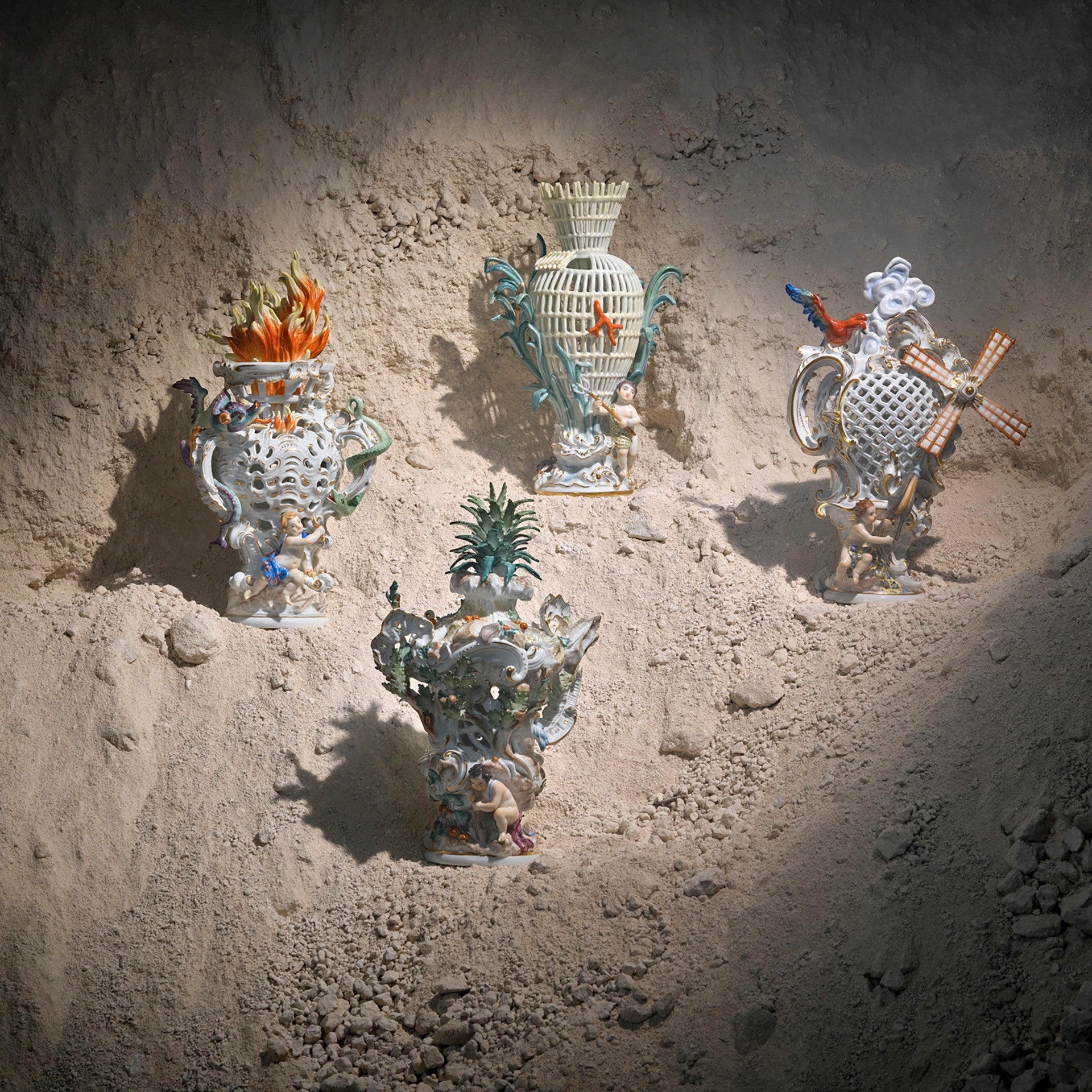 Elementevase Wasser, Weiß mit farbigen Akzenten, H 32 cm, Limitiert 15 Stück | Meissen Limitierte Meisterwerke 900384-81699 - Meissen Weimar