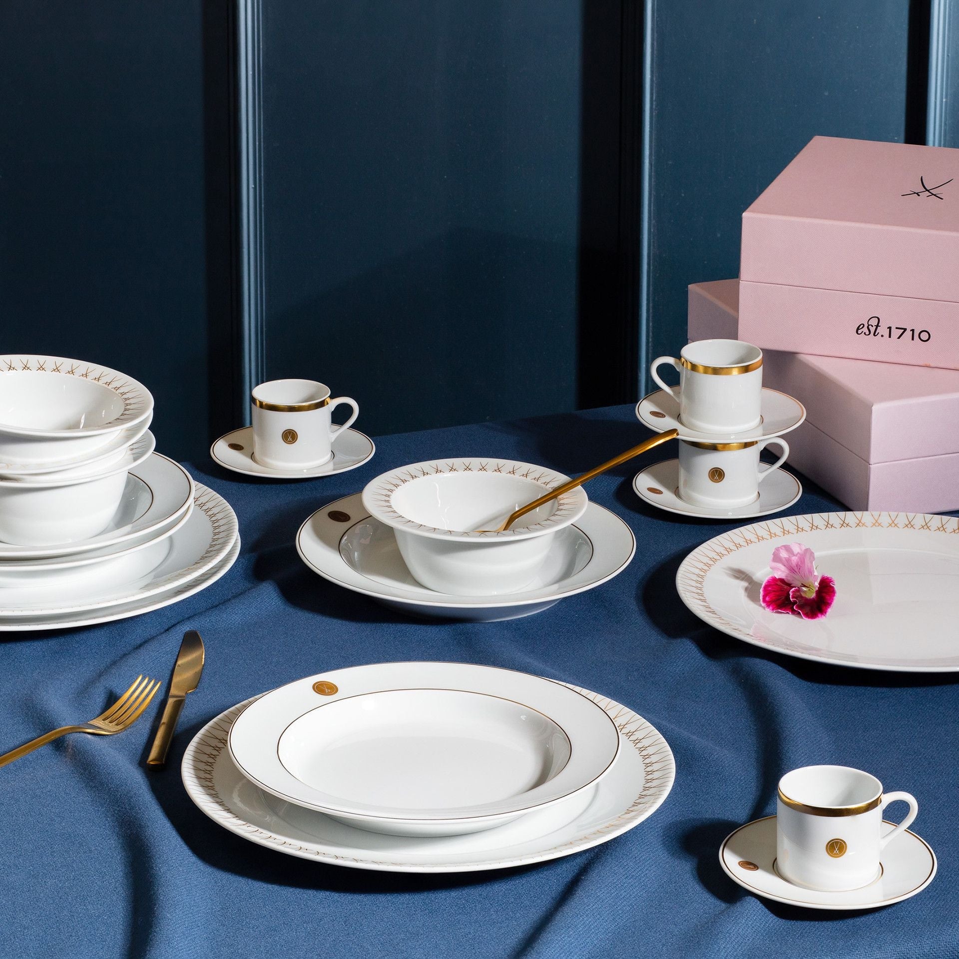Espressotassen - Set, Swords Luxury Gold, 4 - tlg. | Meissen No.41 Swords Luxury Gold 99a368 - c3603 - Meissen Weimar