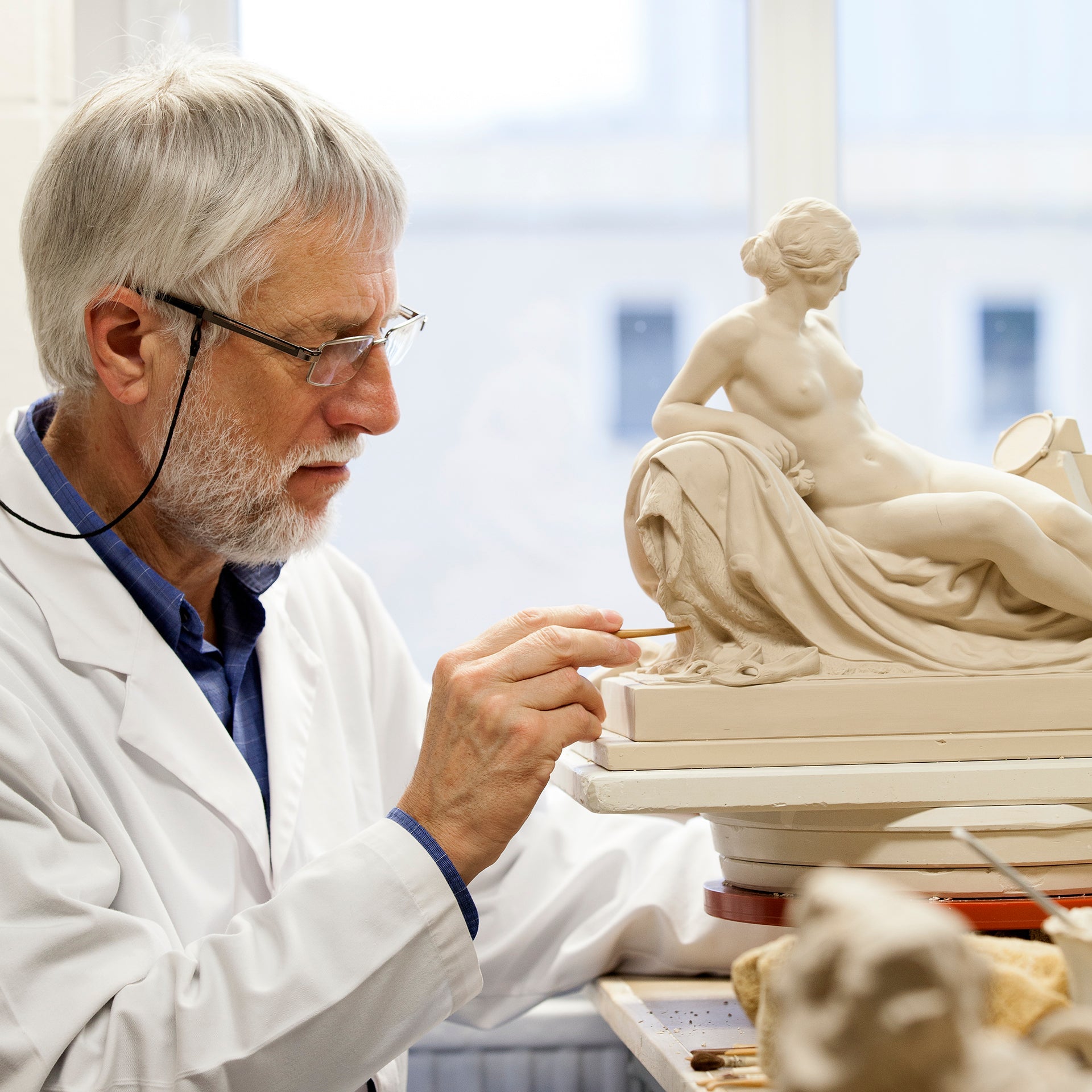 Figur Akt mit Spiegel und Rose, Porzellan, H 26 cm, limitiert | Meissen Limitierte Meisterwerke 900384 - 73662 - Meissen Weimar