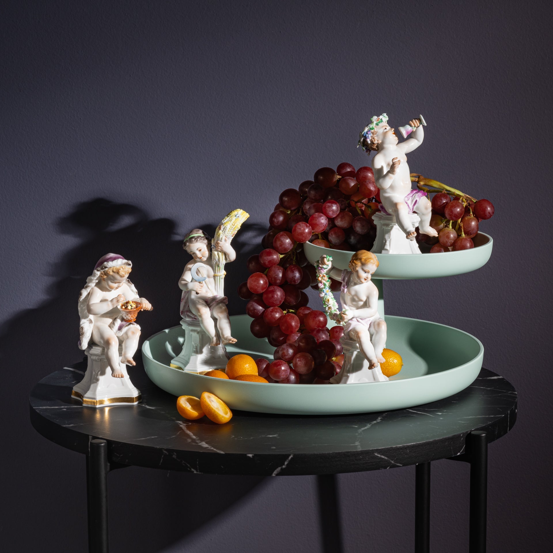 Figur, Allegorien Vier Jahreszeiten, Herbst, H 13,5 cm | Meissen Limitierte Meisterwerke 900374 - 61048 - Meissen Weimar