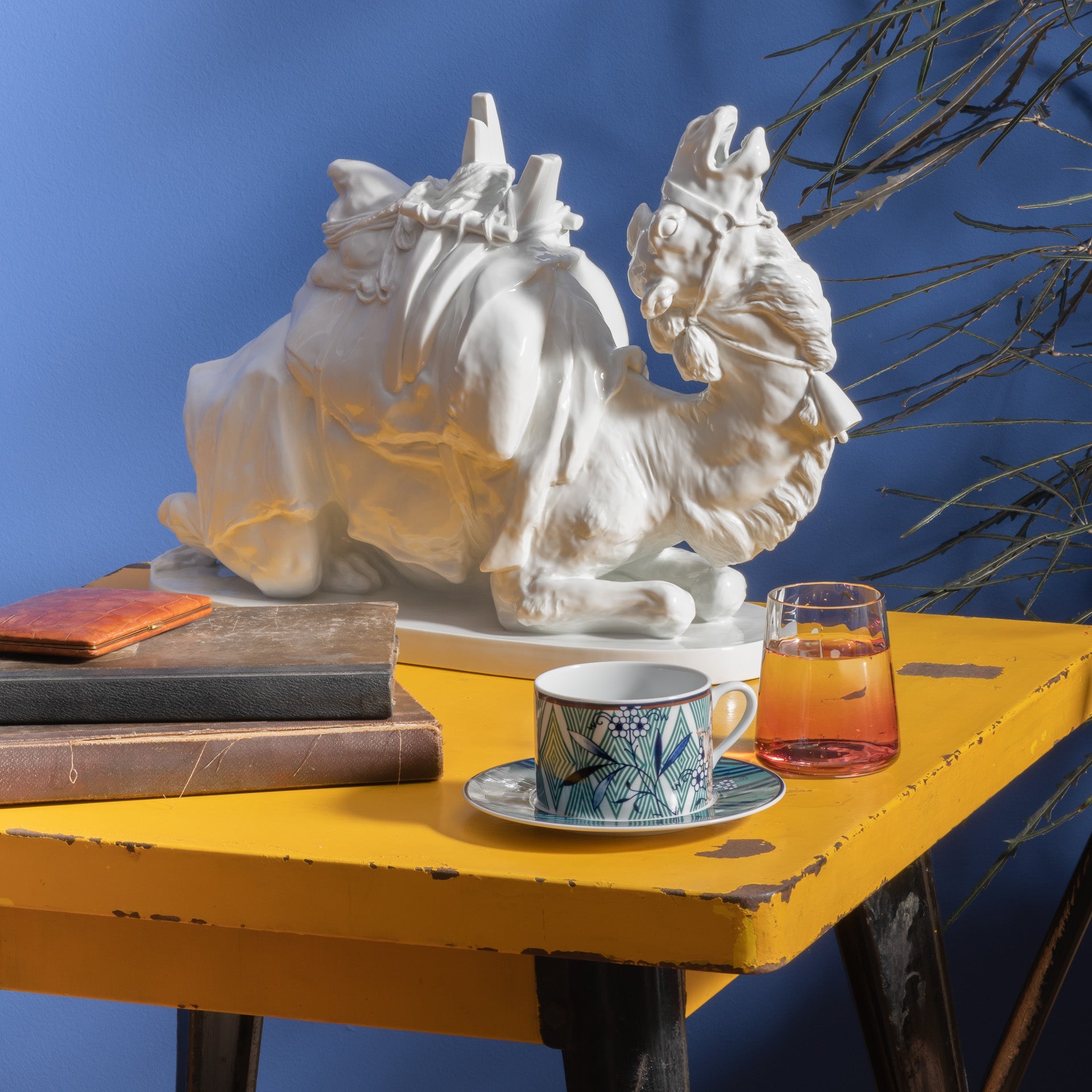 Figur Liegendes Lastkamel, Weiß, T 49 cm | Meissen Einzelplastik 000001 - 76078 - Meissen Weimar