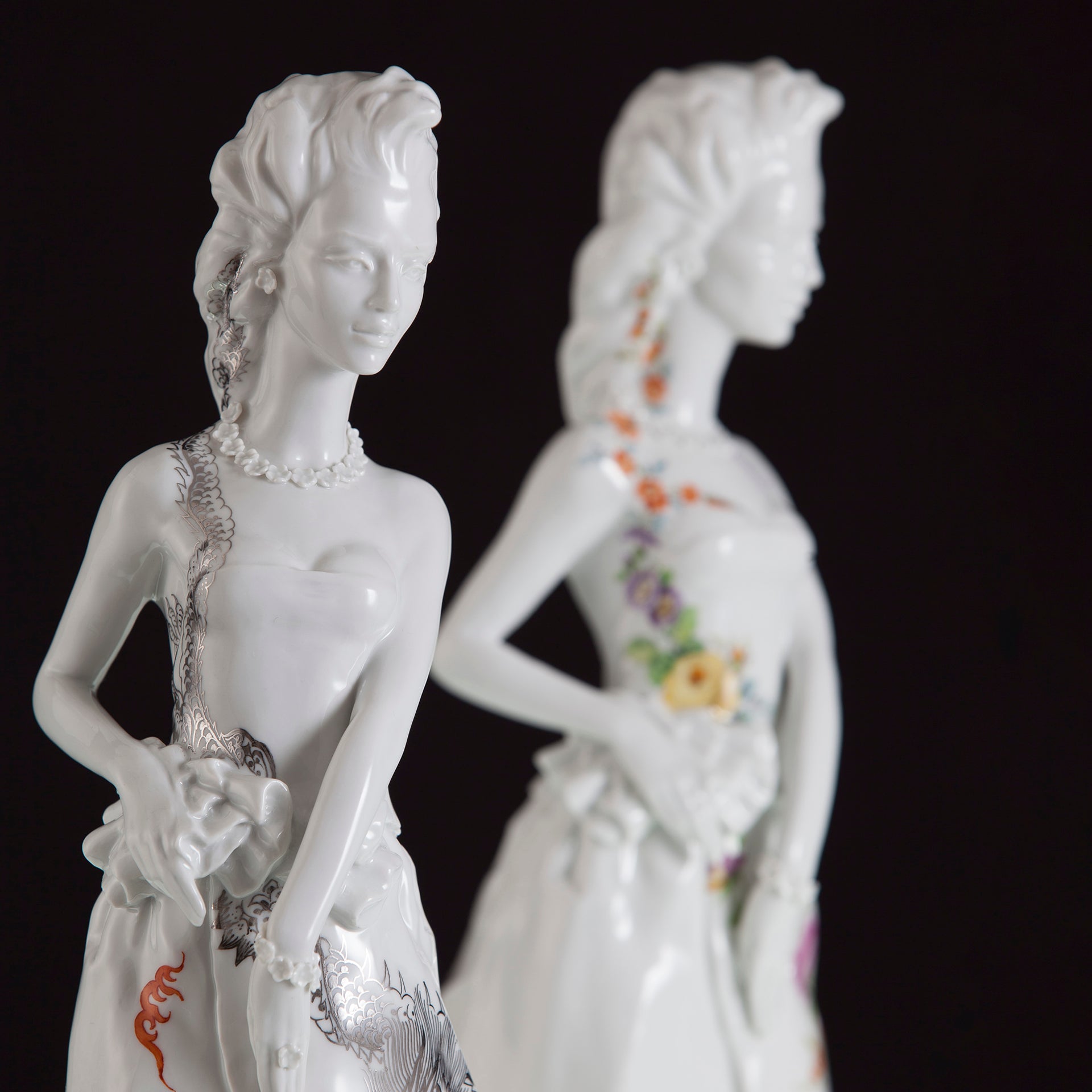 Figur, "Model" klein, "Drachenmelodie", H 35 cm | Meissen Limitierte Meisterwerke 91c184 - 73705 - Meissen Weimar