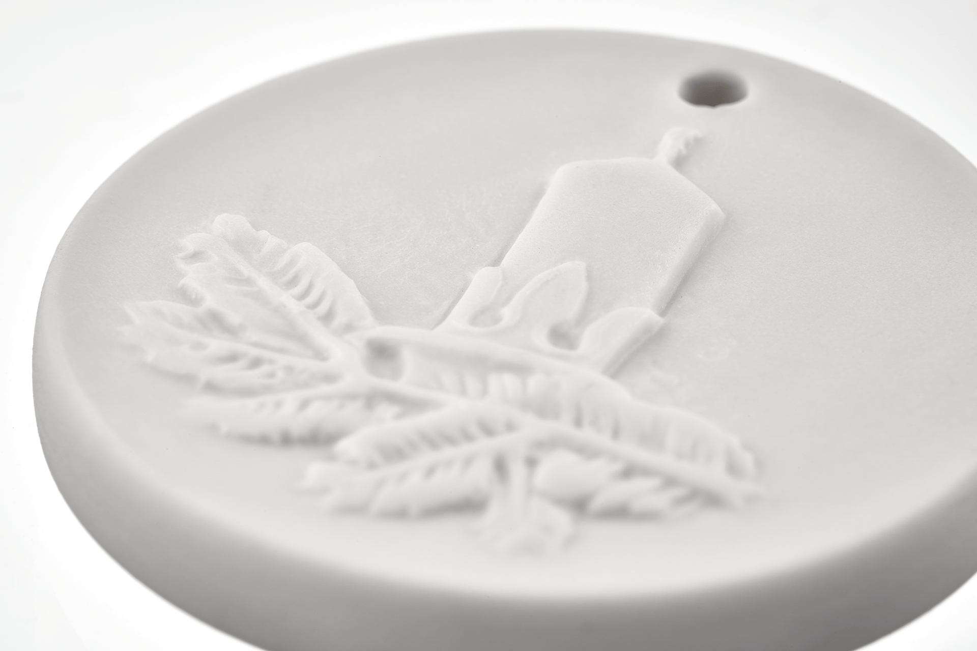 Frohe Weihnacht, weiß, Ø 3,6 cm | Meissen Medaillen Kollektion 000003 - 98932 - Meissen Weimar