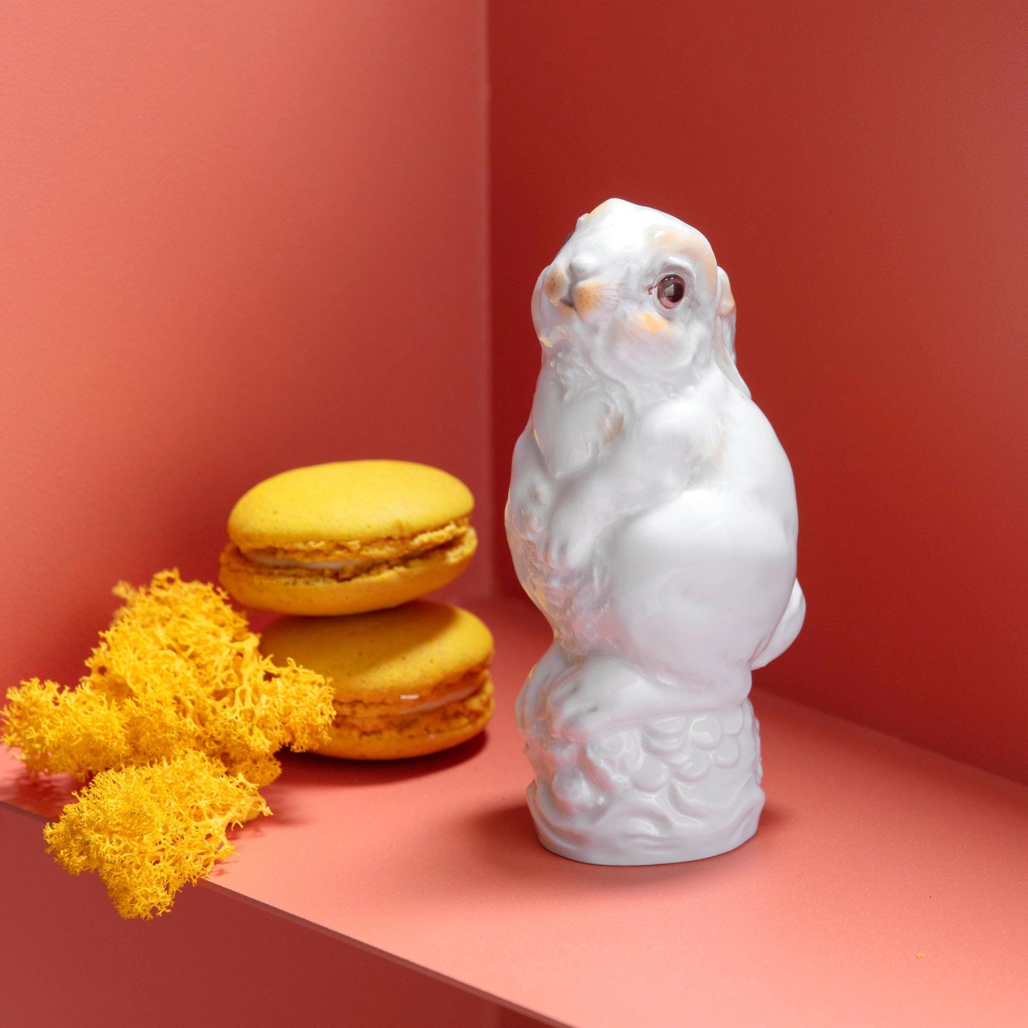 Hase, Bunt staffiert, leicht, H 12 cm | Meissen Figuren chinesisches Jahrestier 900600 - 83630 - Meissen Weimar
