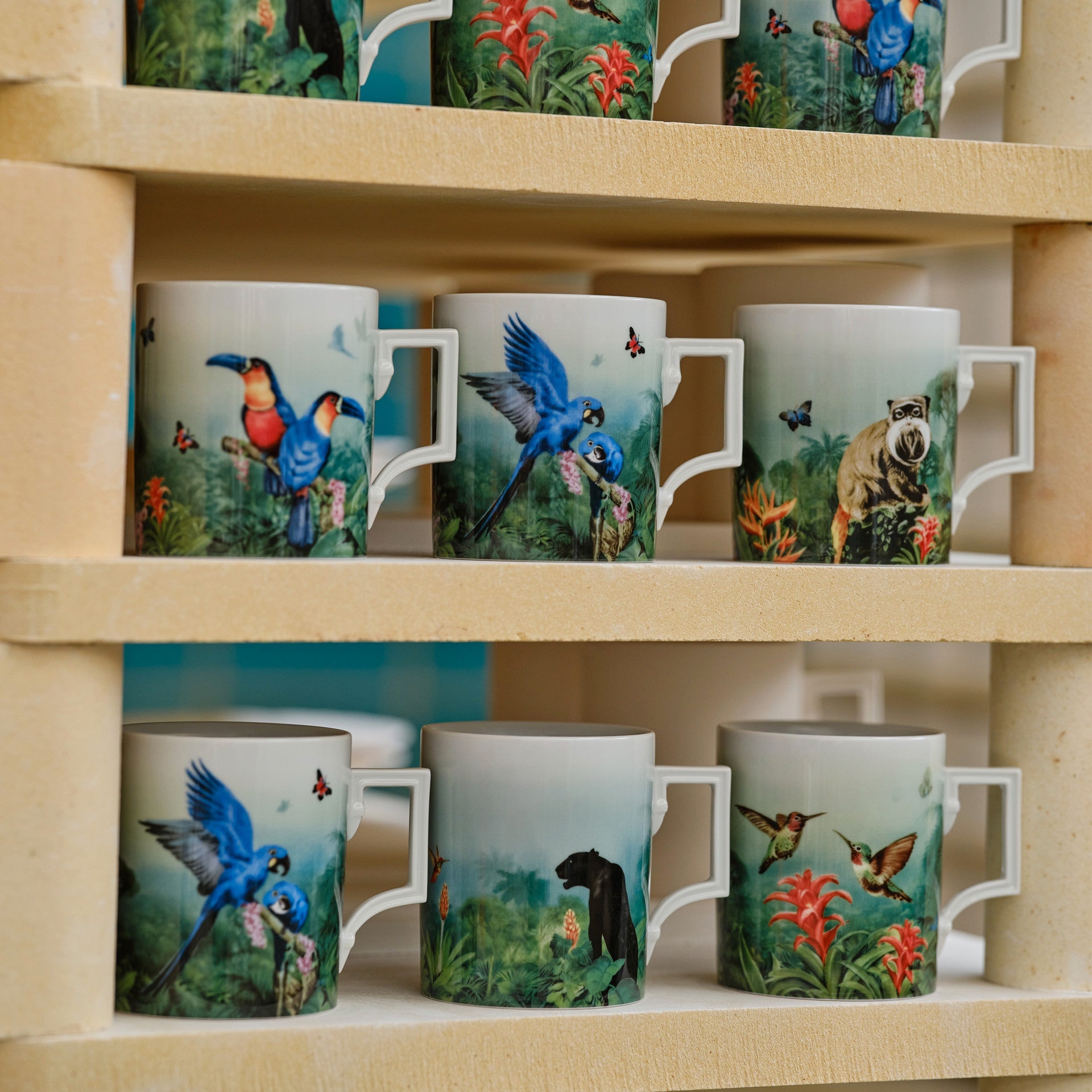 Henkelbecher Ara Hyazinthara, Ø 9 cm, V 0,25 l | The Meissen Mug Collection - Berlin 79b303-55810 - Meissen Weimar