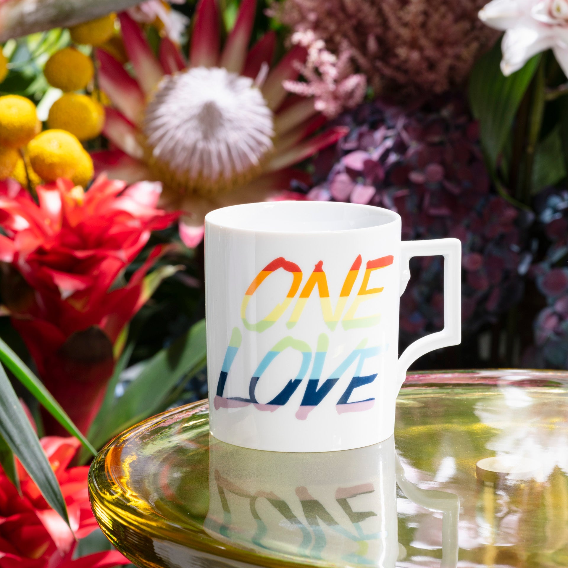 Henkelbecher One Love, 0,25 l, H 9 cm | Meissen Mug Berlin 79b356 - 55810 - Meissen Weimar