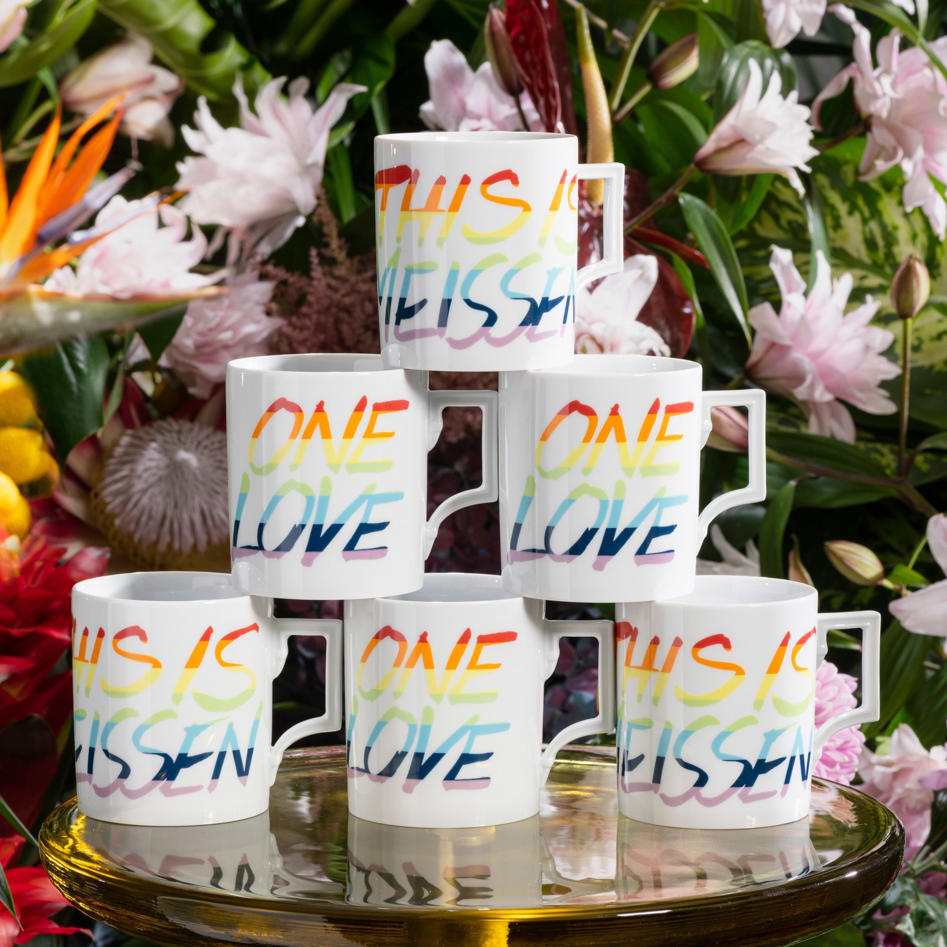 Henkelbecher One Love, 0,25 l, H 9 cm | Meissen Mug Berlin 79b356 - 55810 - Meissen Weimar