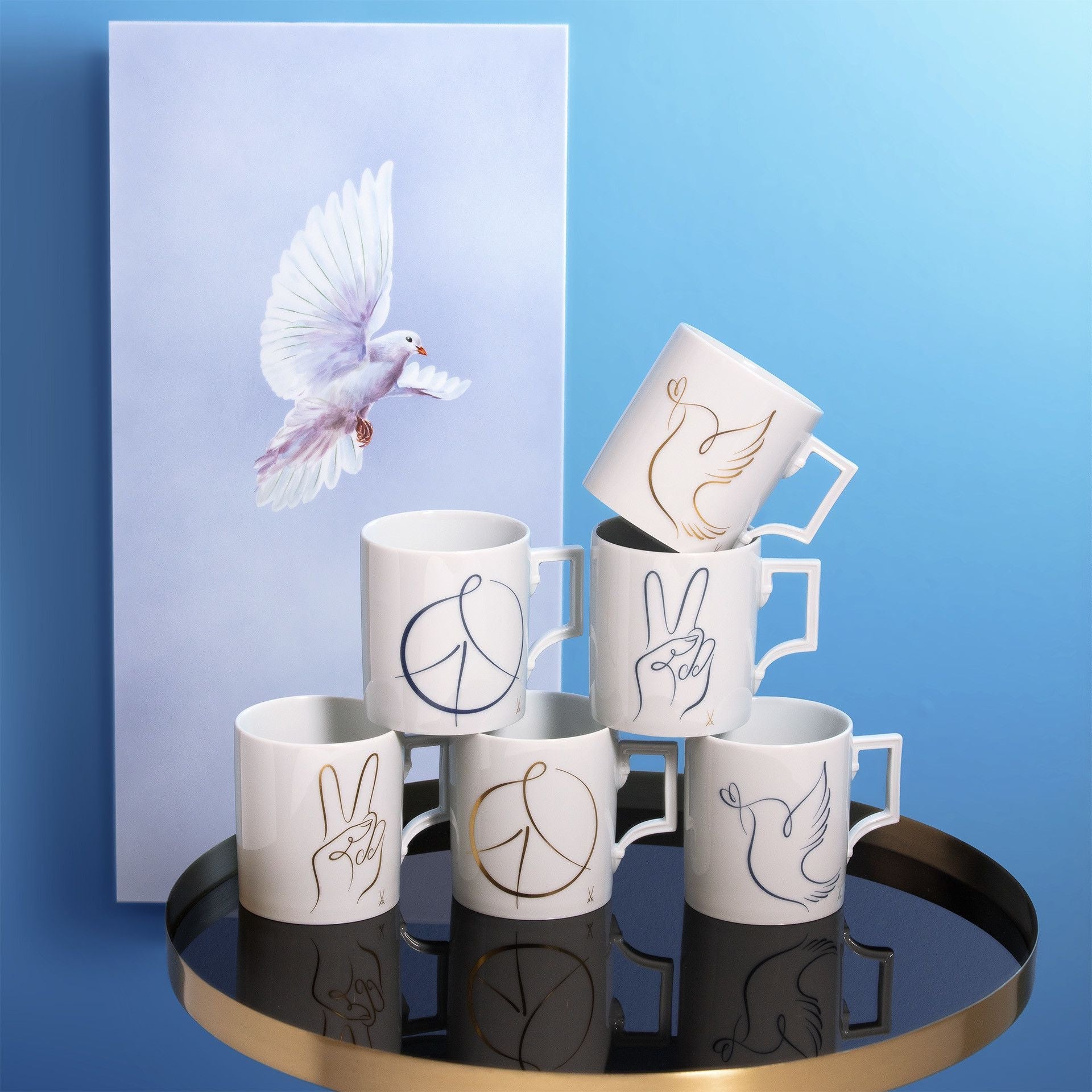 Henkelbecher, "Peace Collection", Peace Dove, Friedenstaube gold, 0,25 l | The Meissen Mug Collection - Berlin 79A877 - 55810 - Meissen Weimar