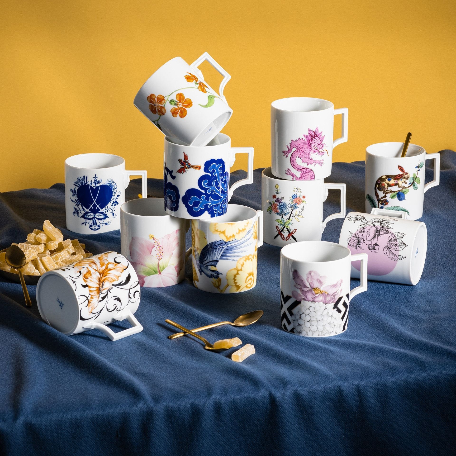 Henkelbecher, "Swords Fantasy", Schwerter mit Blumen, 0,25l, | The Meissen Mug Collection - Berlin 79A443 - 55810 - Meissen Weimar