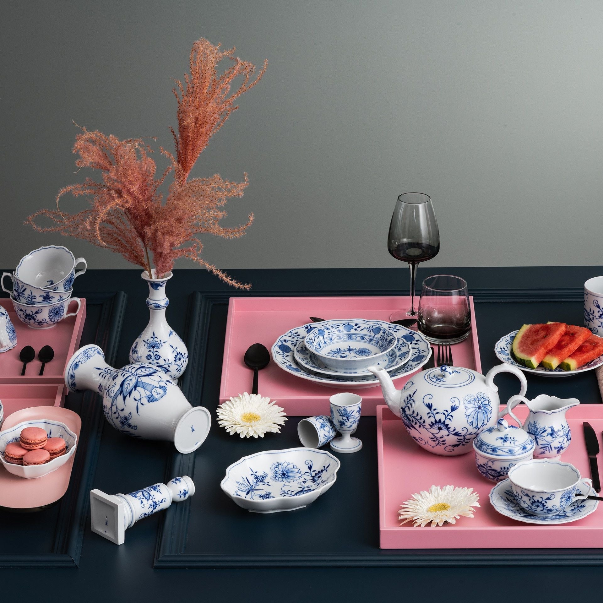 Henkelbecher, Zwiebelmuster, kobaltblau, 0,25 l | Meissen Mug Berlin 800101 - 55810 - Meissen Weimar