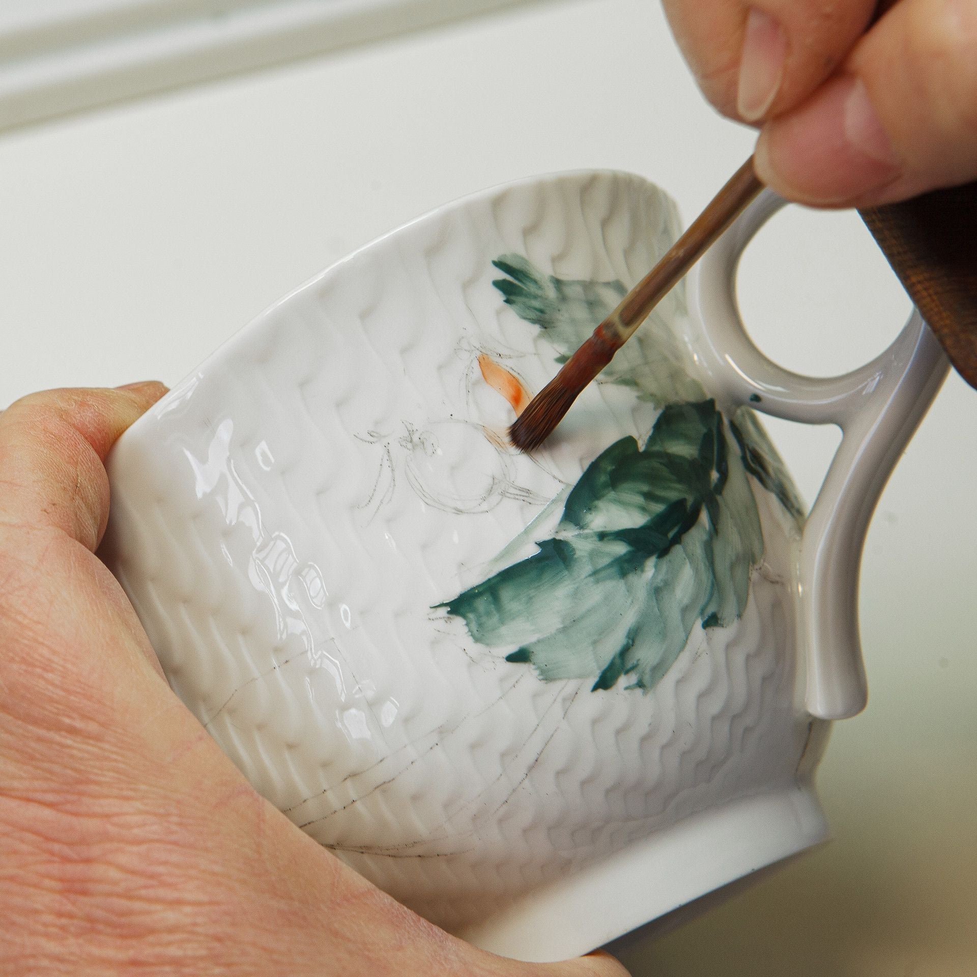 Kaffeetasse, Waldflora mit Insekten, bunt, weißer Rand, V 0,15 l | Meissen Wellenspiel Relief 614501 - 29582 - Meissen Weimar