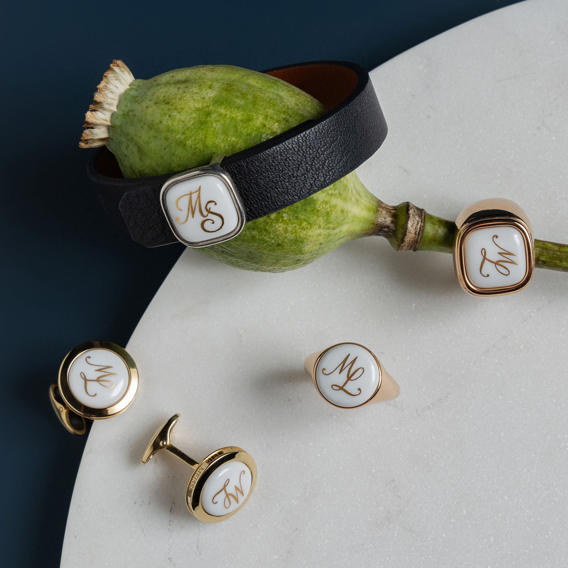 Lederarmband Monogramm in Gold, H 0,3 cm | Meissen Herrenschmuck mpj60mod918c - Meissen Weimar