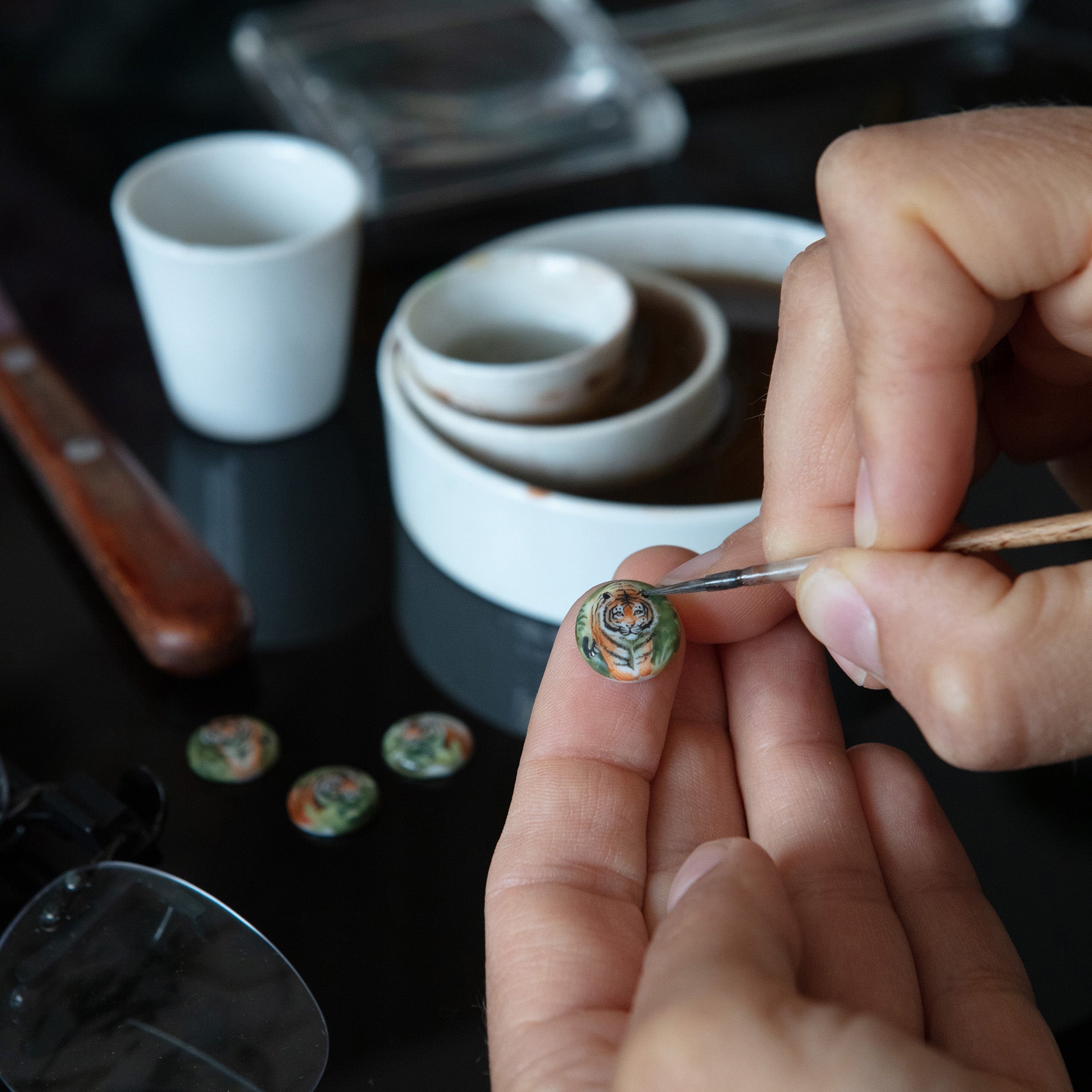 Manschettenknöpfe Tiger, Gelbgold 750, Ø 1,8 cm, Limitiert 10 Stück | Meissen Geschenke mpj70lme003c - Meissen Weimar