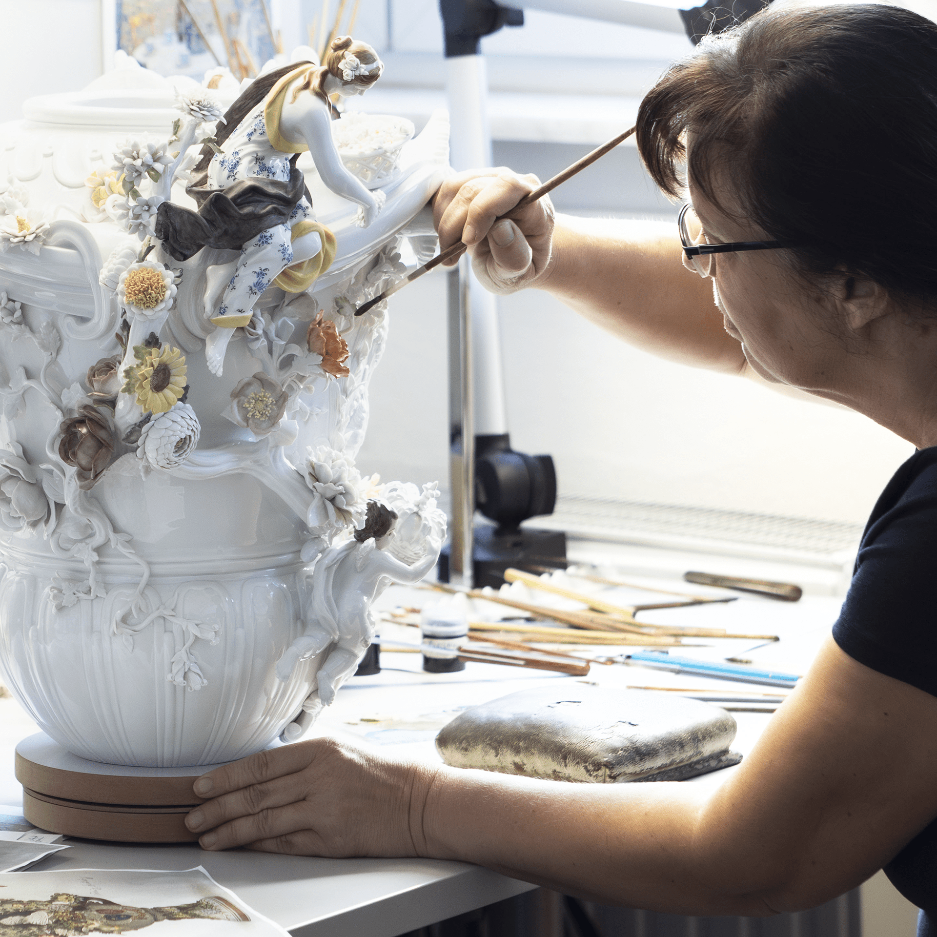 Mittelvase Das blühende Frankreich, H 84 cm | Meissen Exklusiv - Kollektion 90a780-81m18 - Meissen Weimar