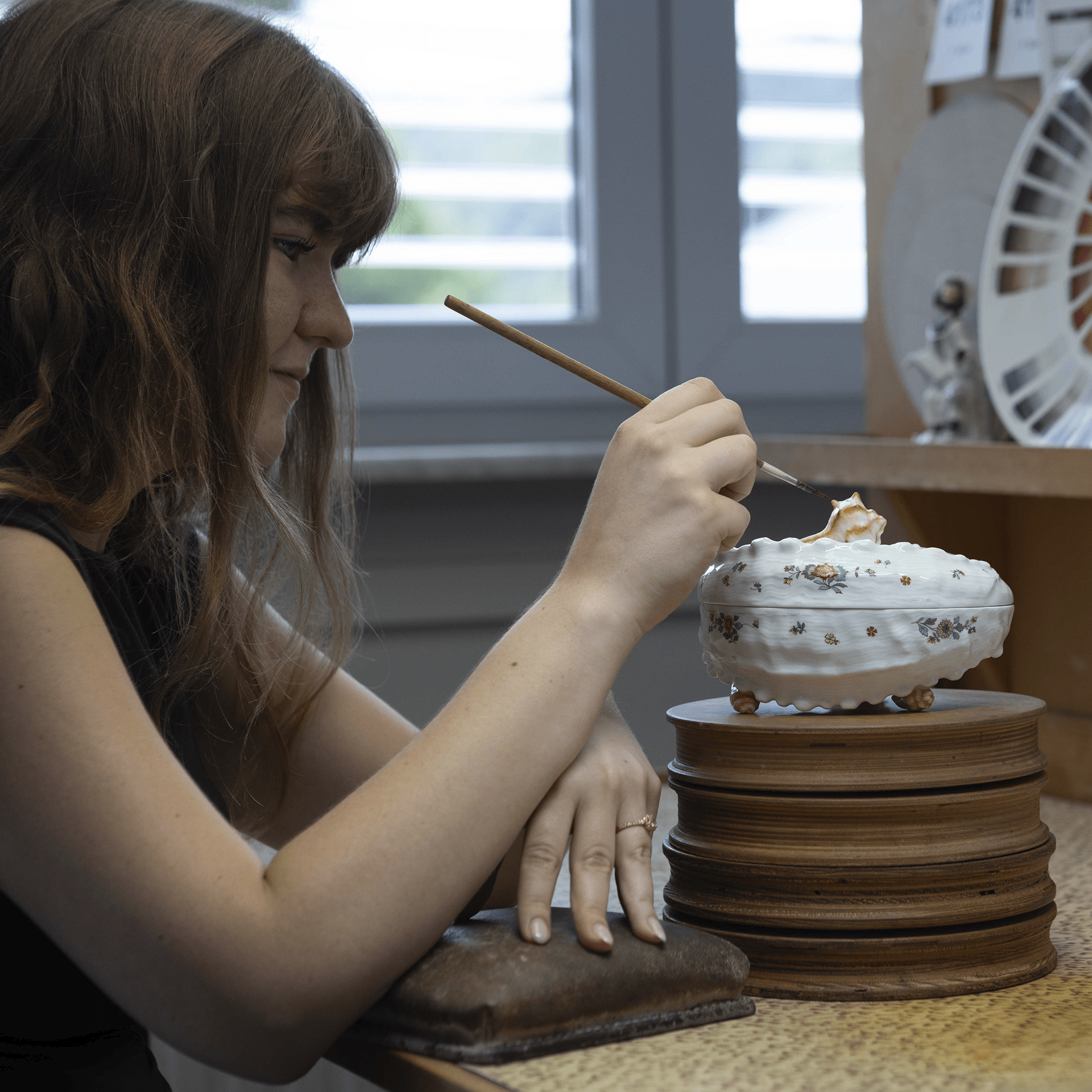 Muscheldose, Lim. 50, H 10,5 cm | Meissen Limited Edition 39A074-52411 - Meissen Weimar