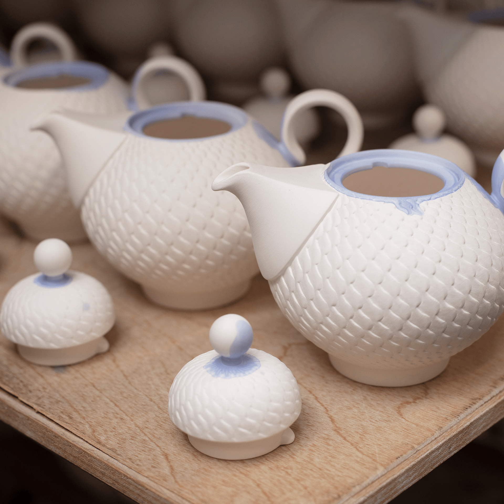 Ölkännchen, Weiß, H 10 cm | Meissen Wellenspiel Relief 000001 - 29721 - Meissen Weimar