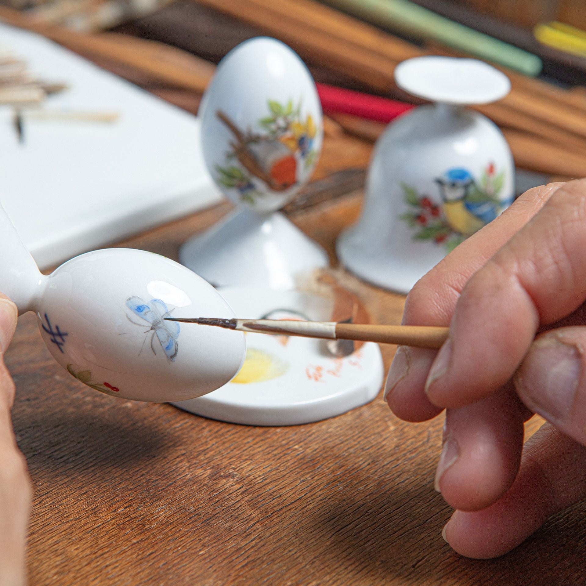 Osterei, Waldflora mit Insekten, Falter, H 4,5 cm | Meissen Osterei 61C005 - 55M03 - Meissen Weimar