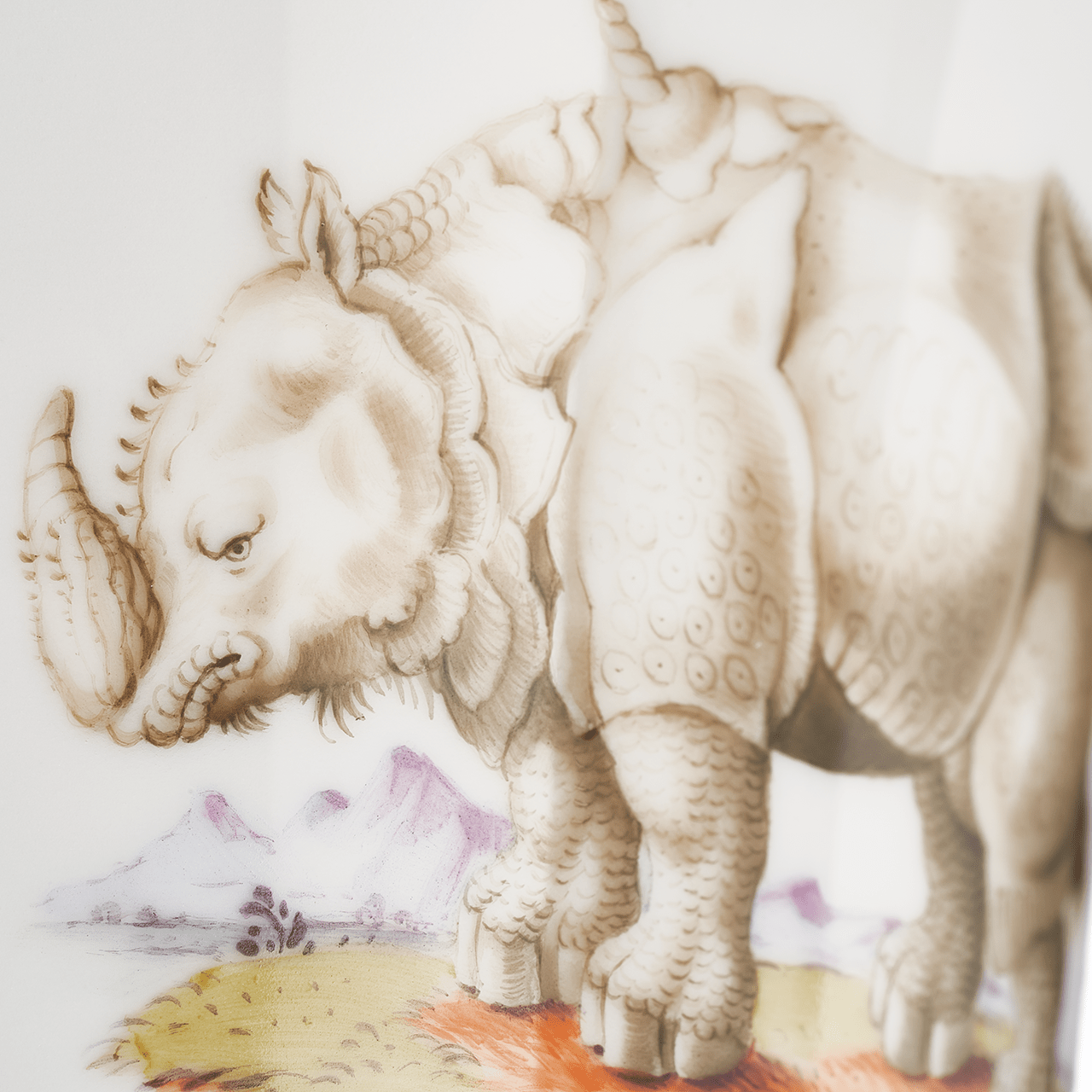 Pokal Exotische Tiere, Weiß mit Gold, H 18 cm | Meissen Limitierte Meisterwerke 26a184 - 51141 - Meissen Weimar