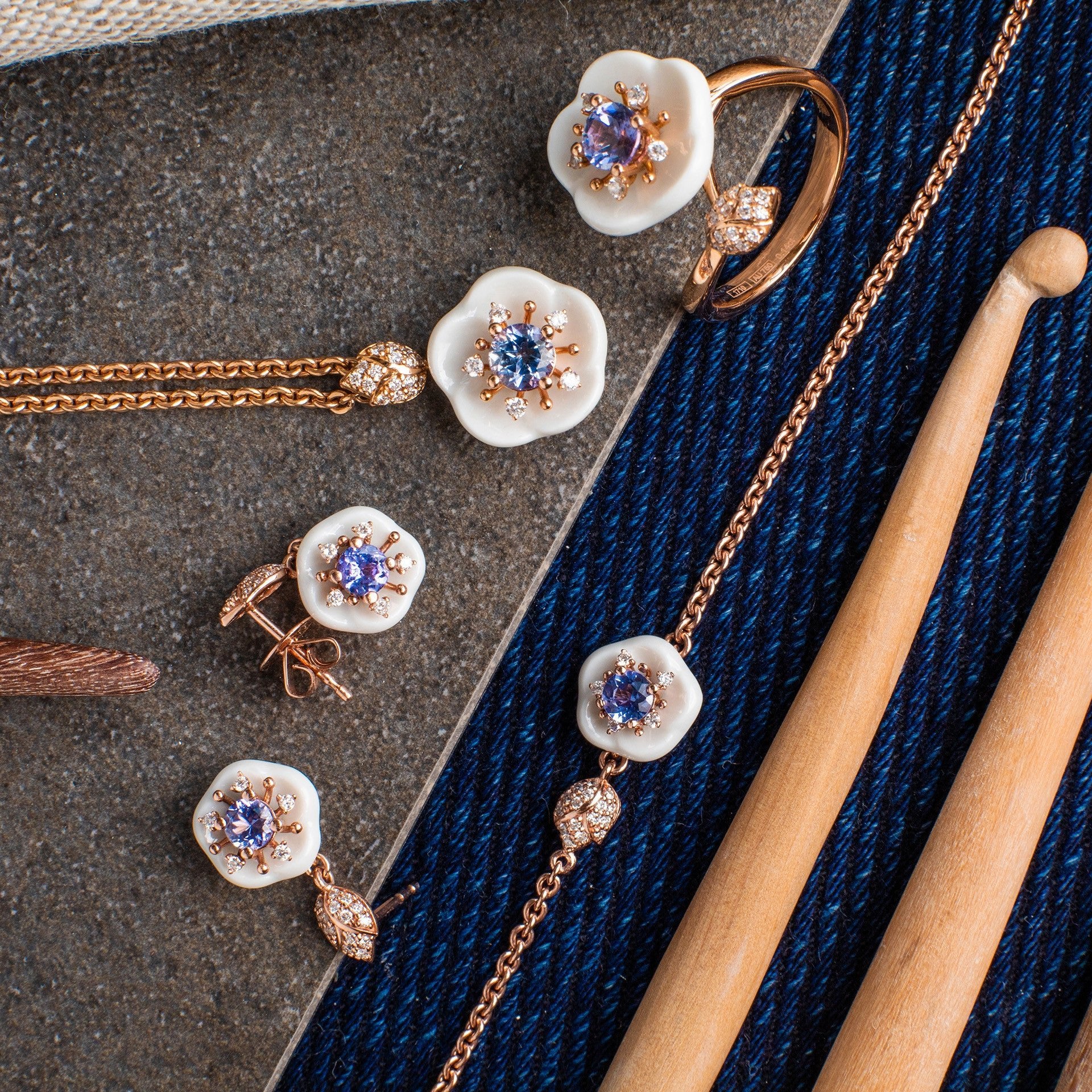 Ring Royal Blossom Gem Tansanit Blau, 50 mm, Roségold 750 | Meissen Royal Blossom Collection mpj10bl17600 - Meissen Weimar