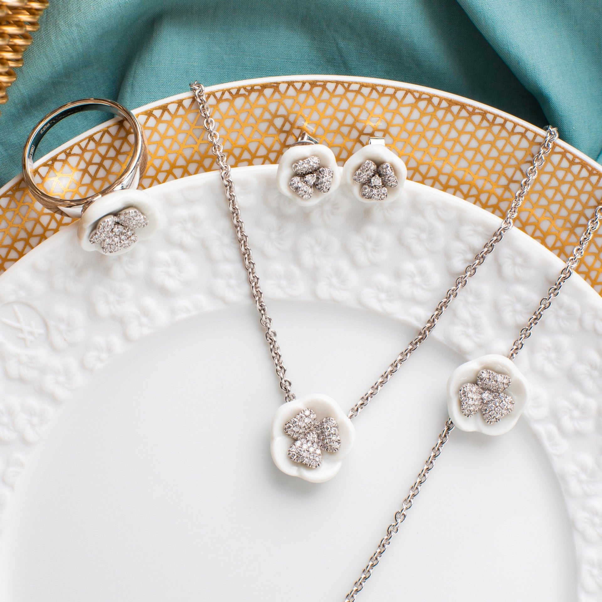 Ring Royal Blossom Pavé, Weißgold 750, Größe 50 mm | Meissen Royal Blossom Collection mpj10bl23300 - Meissen Weimar