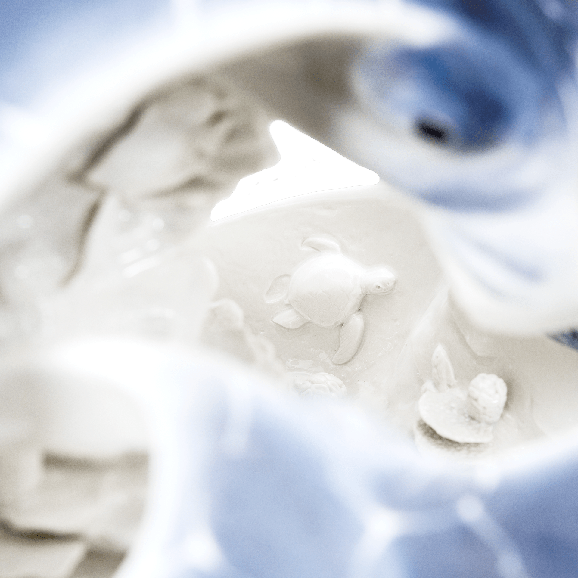 Rochenkugel, Bunt staffiert, Lim., H 44 cm | Meissen Exklusiv - Kollektion 900180-78M40 - Meissen Weimar