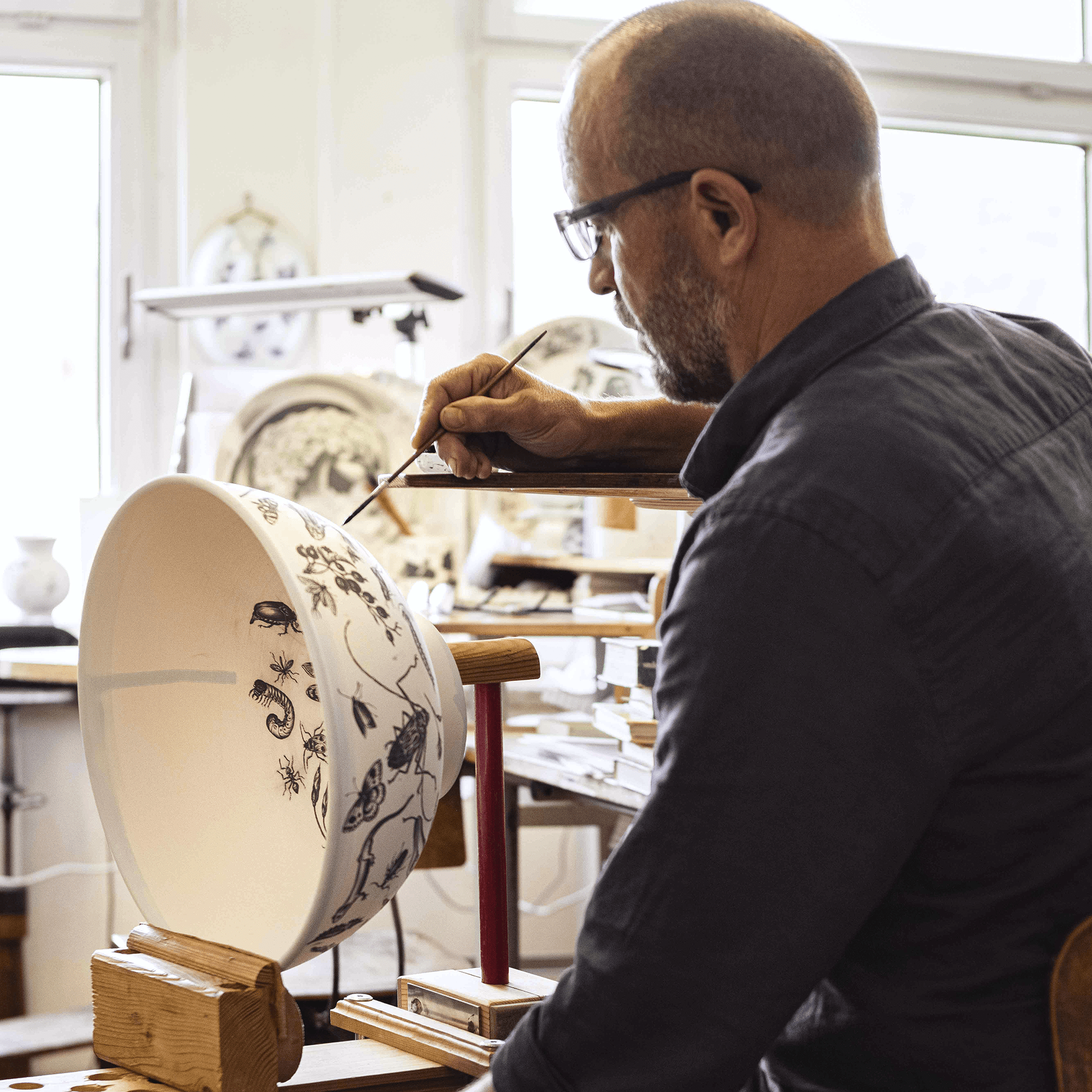 Schale "Der Siebenschläfer", Lim. 25, Ø 32 cm | Meissen Limitierte Meisterwerke 819284-54309 - Meissen Weimar