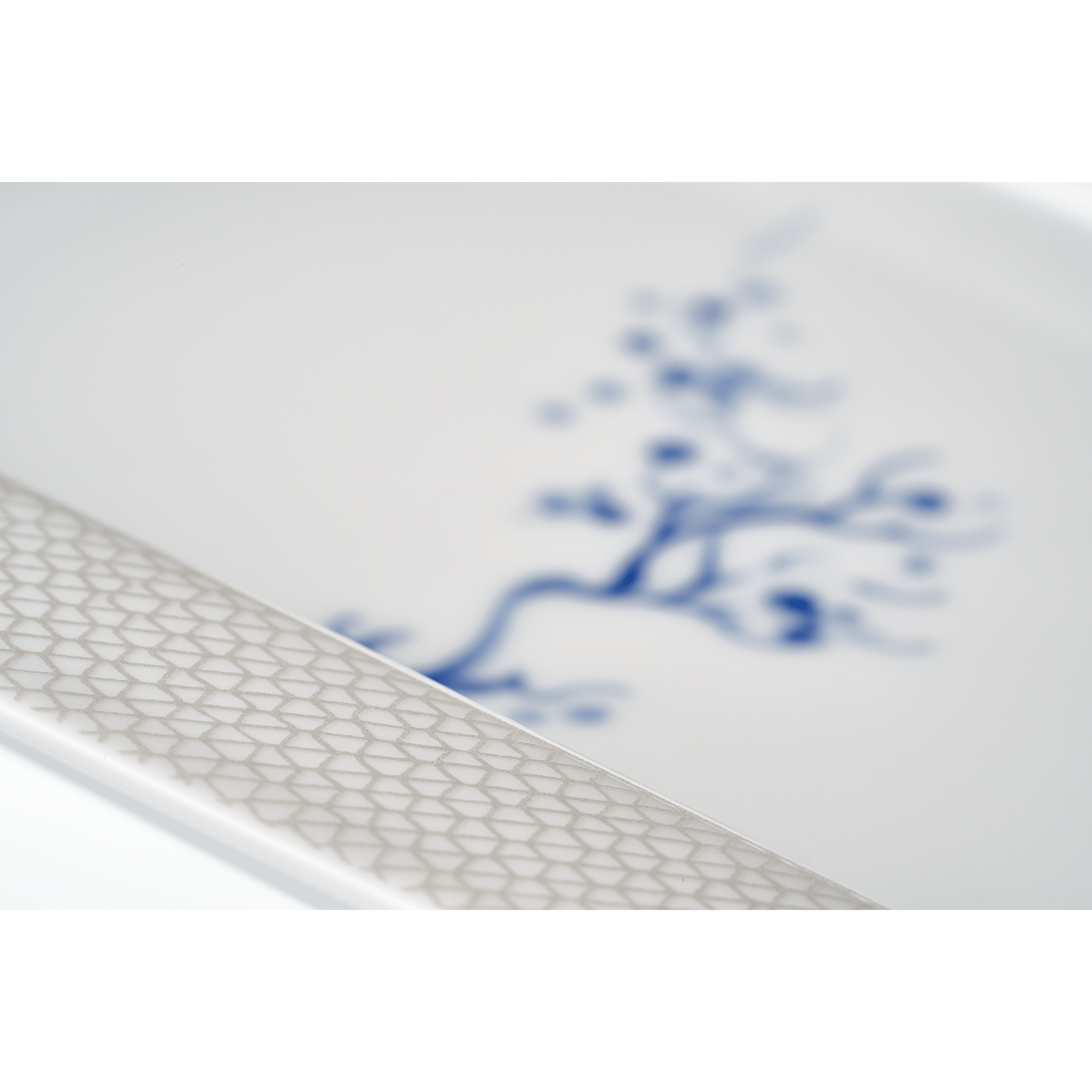 Schale eckig, mittel, Blue Orchid White, 16 x 13,5 cm | The Meissen Vide - Poche - Collection 79A465 - 53269 - Meissen Weimar