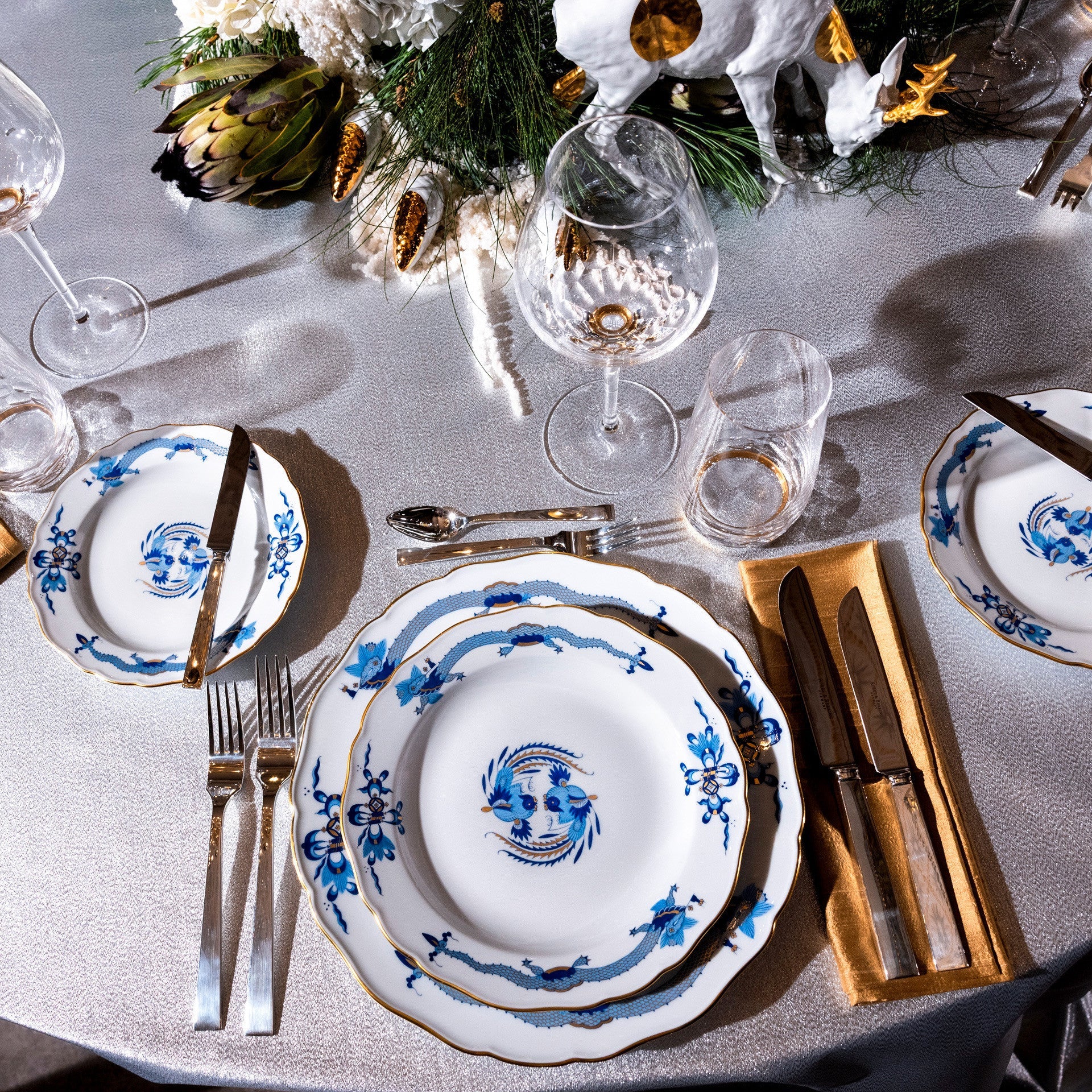 Speiseteller, Reicher Drache, blau, handausgemalt, Ø 28 cm | Meissen Neuer Ausschnitt 32D210-00479 - Meissen Weimar