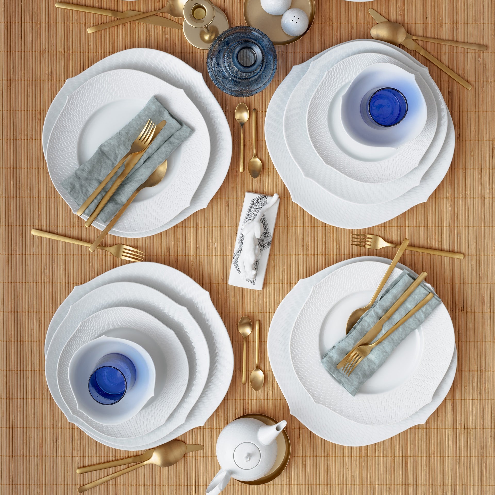 Teekanne, Weiß, V 1,05 l | Meissen Wellenspiel Relief 000001 - 29727 - Meissen Weimar