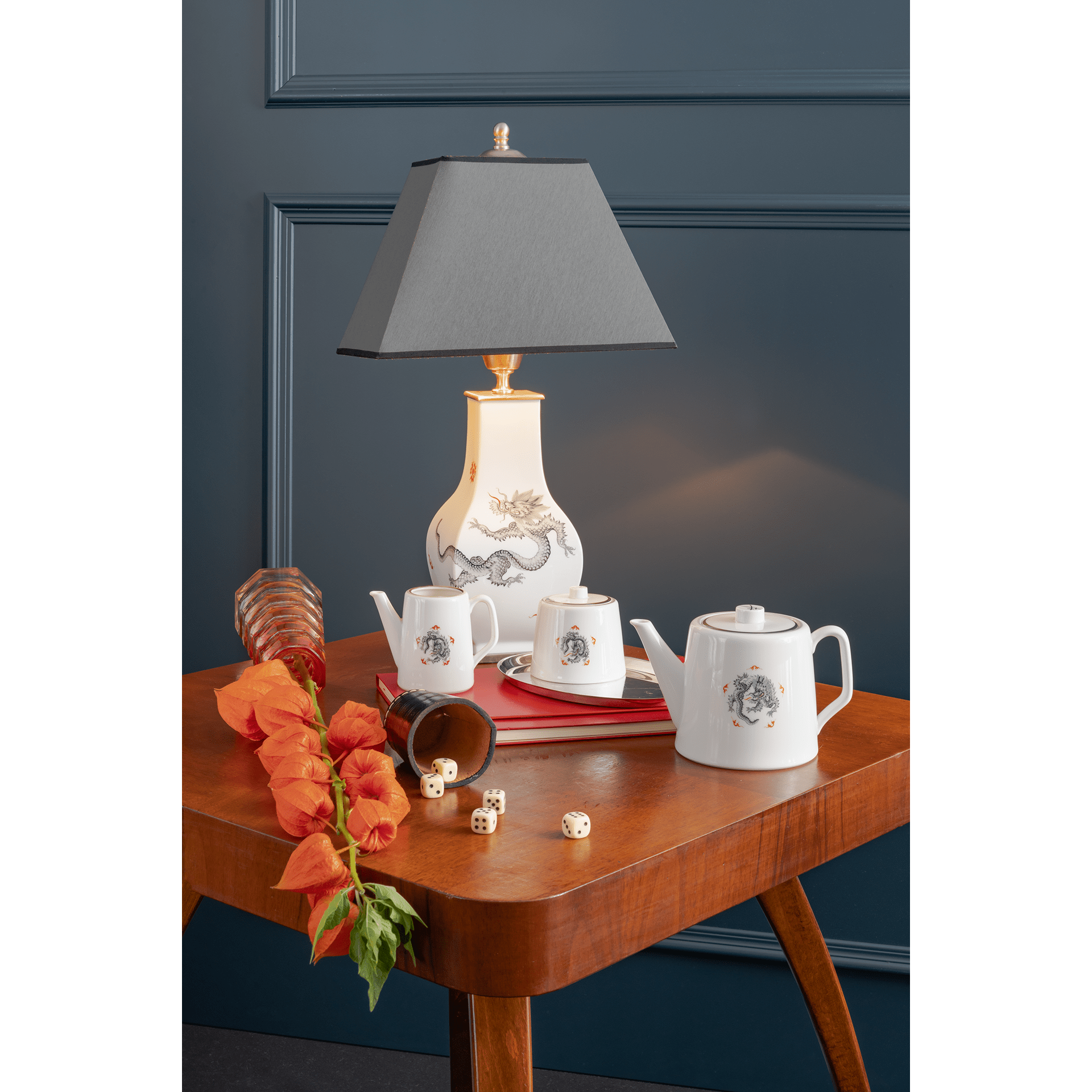 Tischleuchte, Mingdrachen, schwarz, H 49 cm | Meissen Leuchten 33A055 - 50M68 - Meissen Weimar