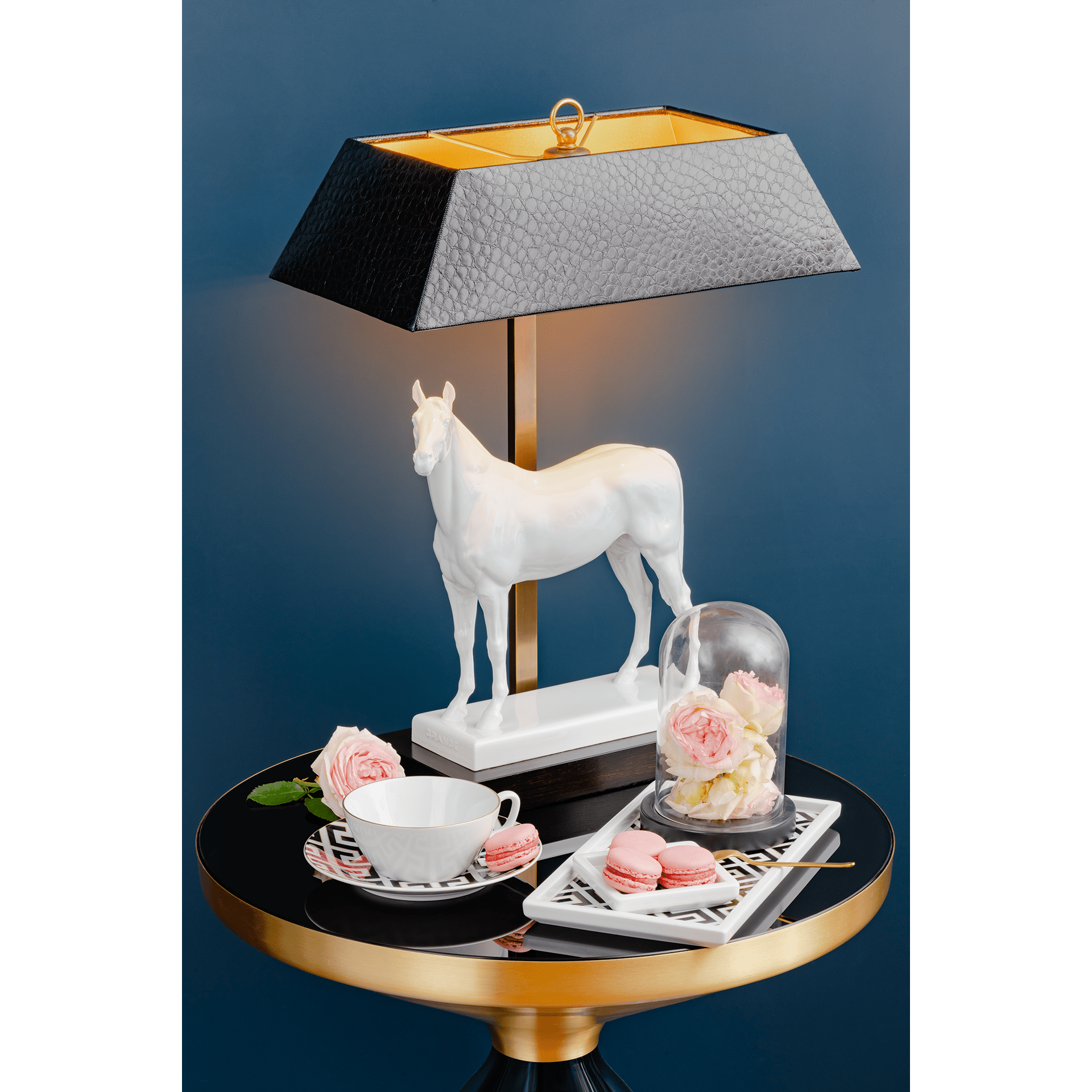 Tischleuchte Pferd, Weiß, H 48 cm | Meissen Fine Dining Individuell 000001 - 78m13 - Meissen Weimar