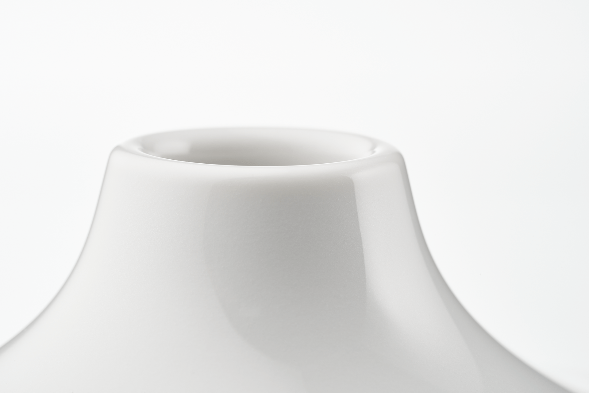 Vase, Dekor 'Blue Orchid', kobaltblau, H 11 cm | Meissen Kollektion Vasen 830501 - 50530 - Meissen Weimar