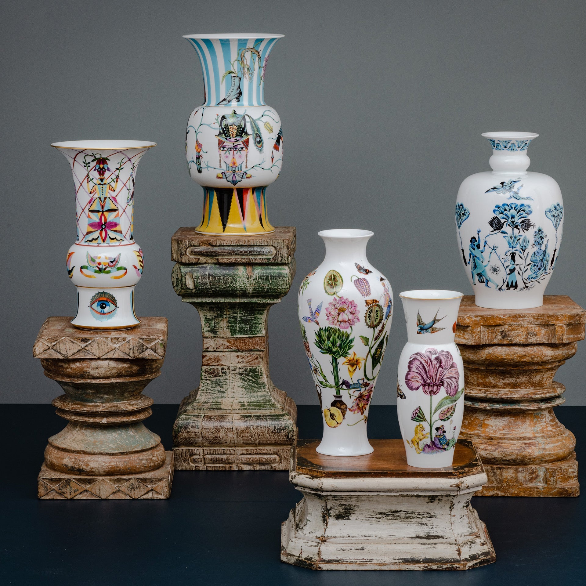 Vase, Olaf Hajek Flower Guards, H 42 cm | Meissen Vasen Kollektion 65c058 - 50410 - Meissen Weimar