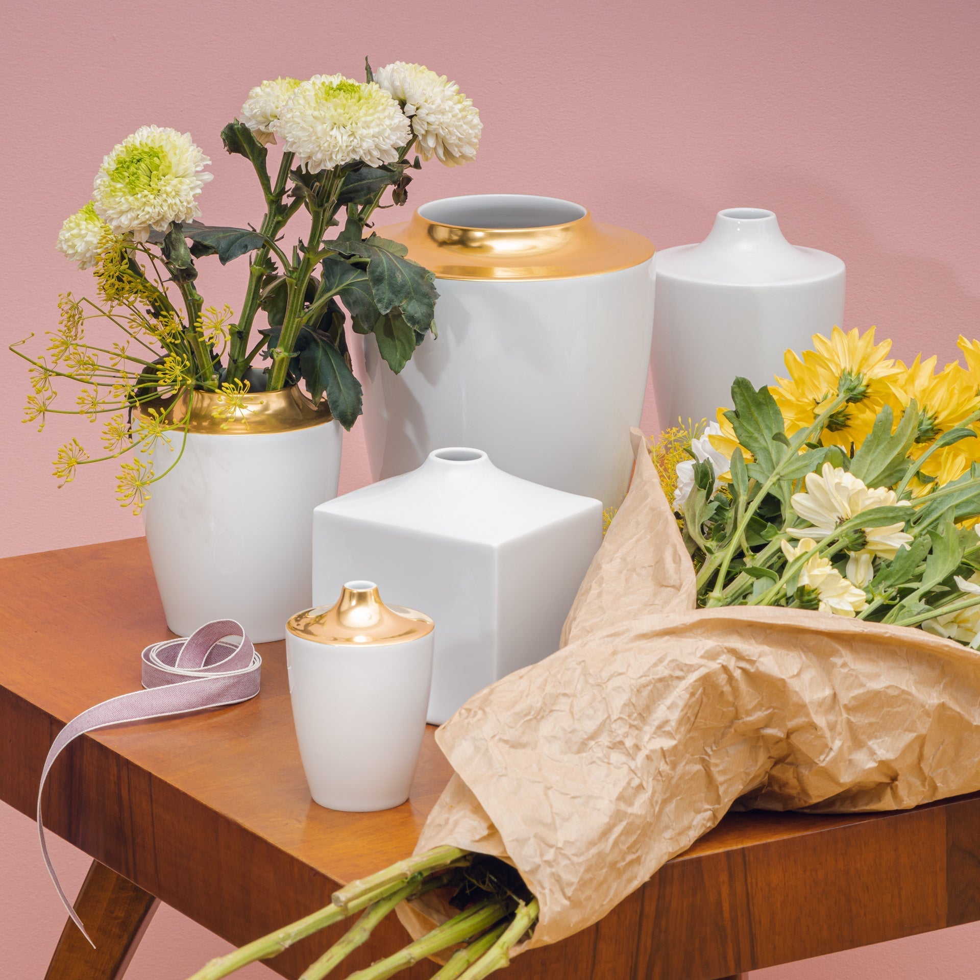 Vase, Weiß, H 11 cm | Meissen Cosmopolitan 000001 - 50530 - Meissen Weimar