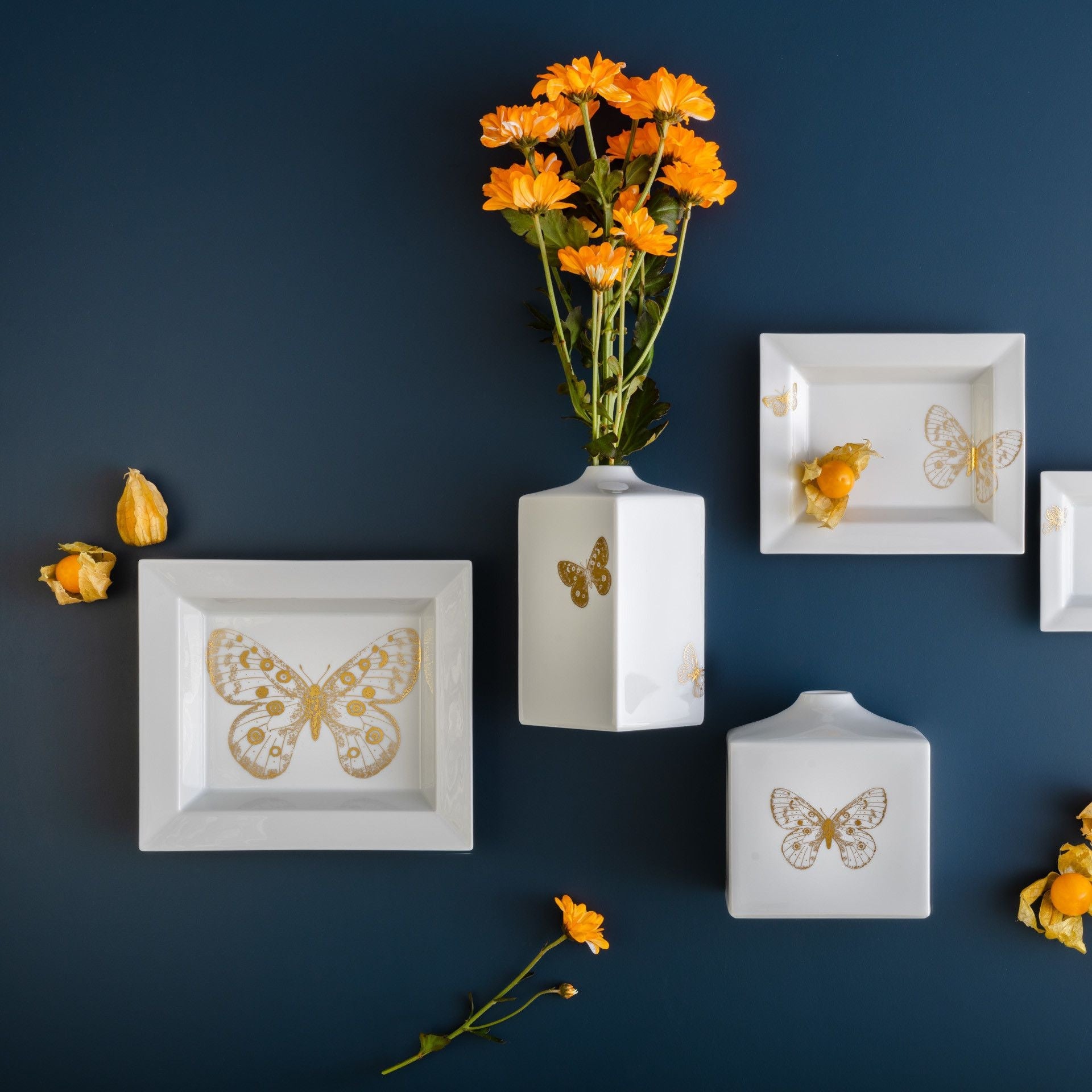 Vide - Poche, Meissen - Schale groß, Goldschmetterling,16 x 13,5 cm | Meissen Kollektion Flying Wonders 79A369 - 53274 - Meissen Weimar