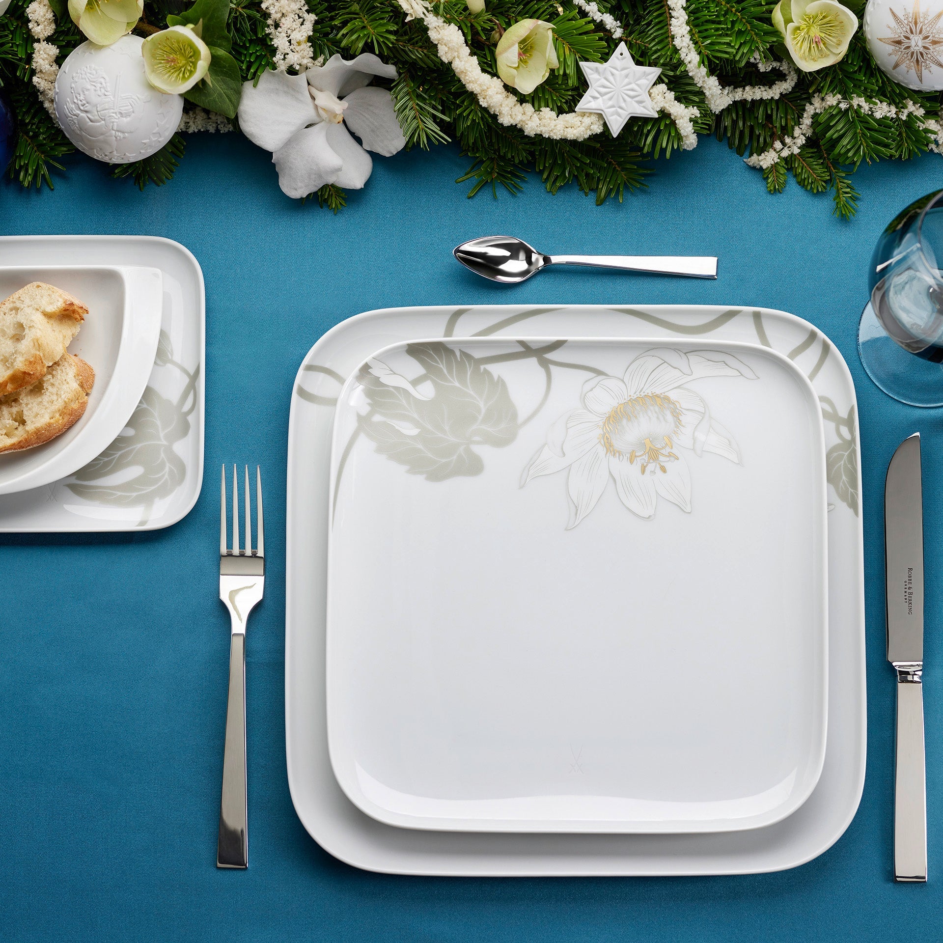 Vorspeise - und Dessertteller, Passionsblume, 21 x 21 cm | Meissen Nova 79A905 - 46472 - Meissen Weimar