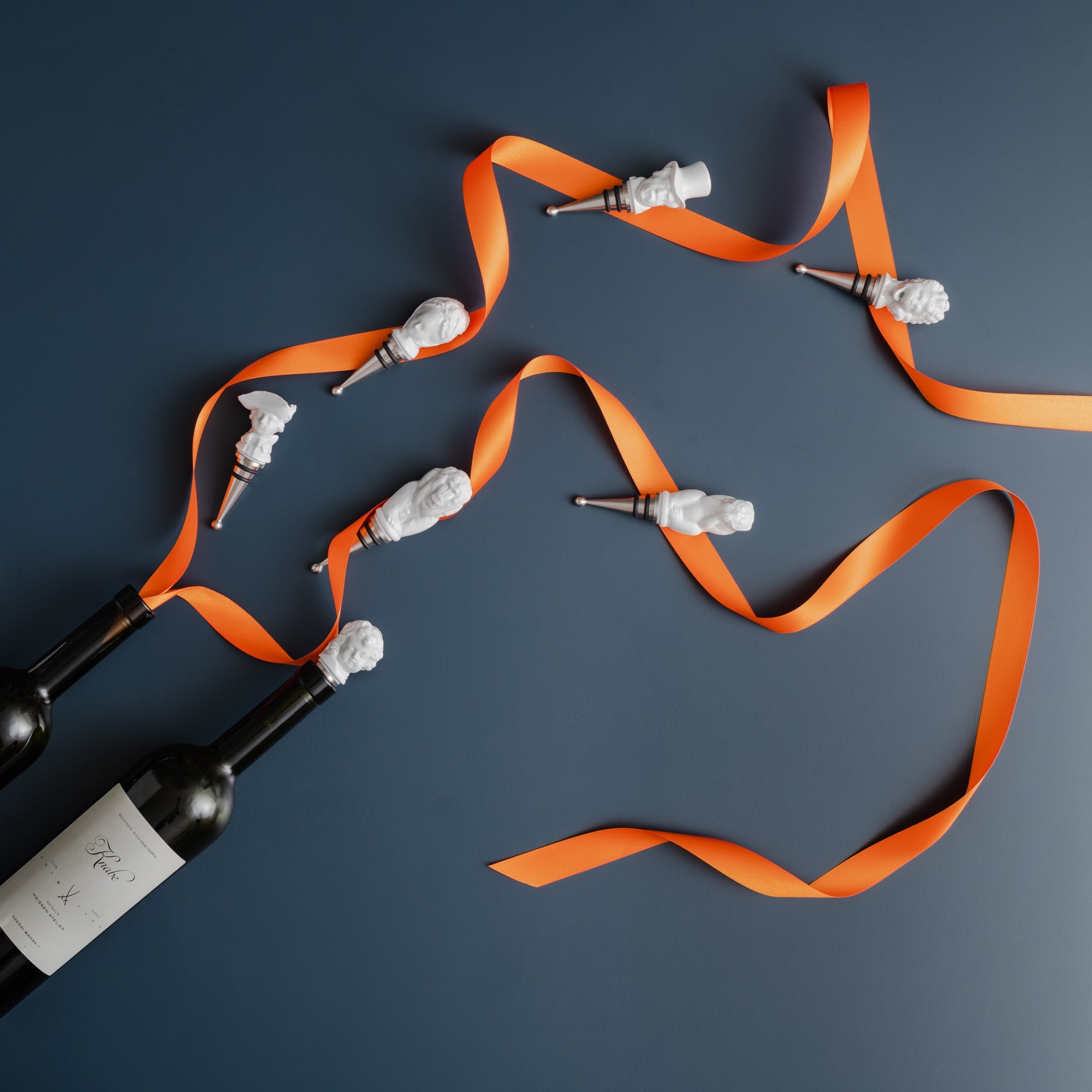 Wein - Set mit Flaschenverschluss, Weiß, H 41 cm | Meissen Geschenke 000001 - 83m48 - Meissen Weimar