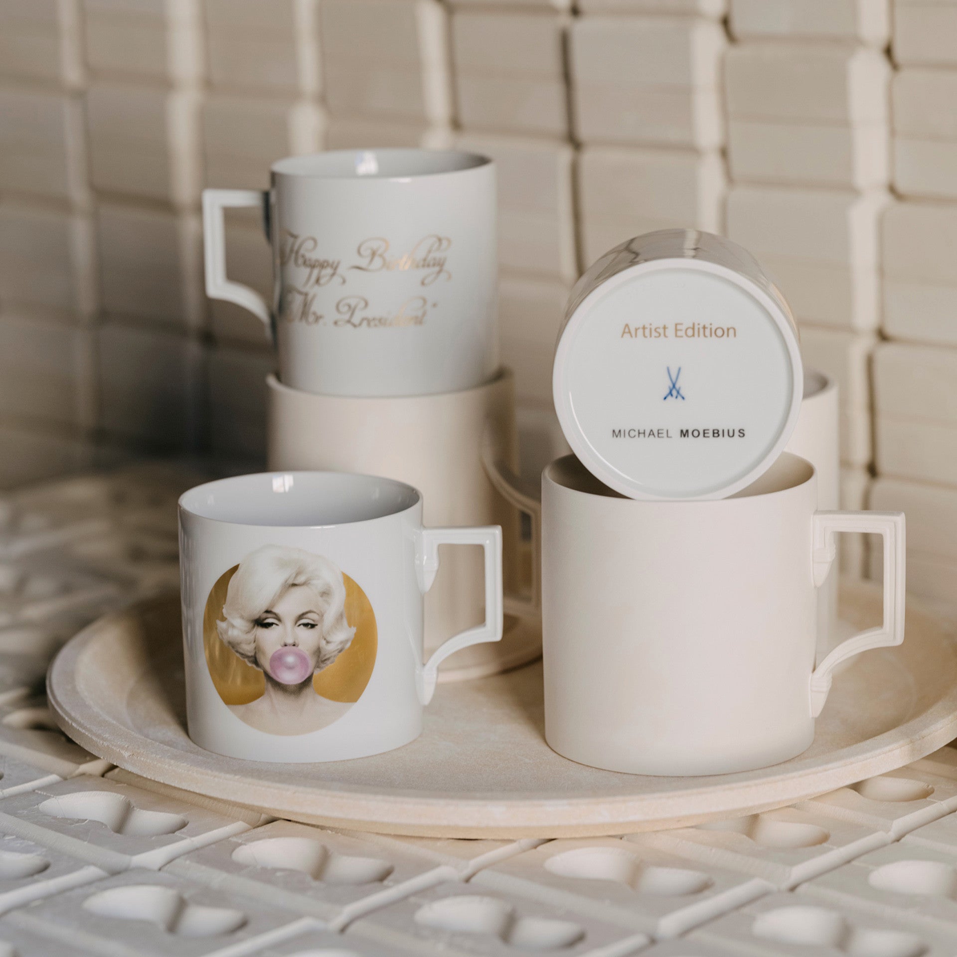 Henkelbecher Marilyn pink, V 0,25 l, handgefertigt | Meissen Legends blowing Bubbles - Collection