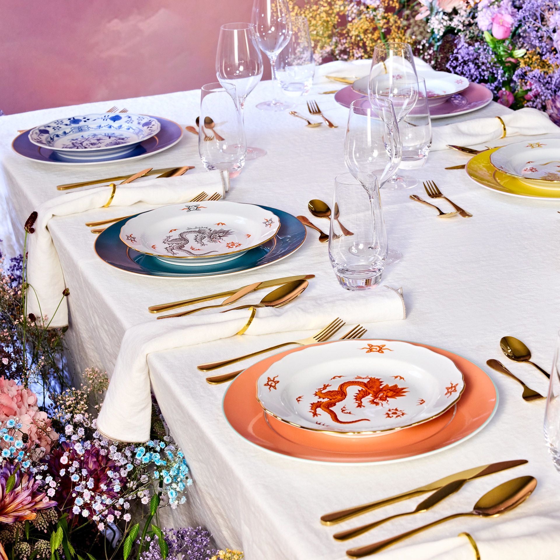 Platzteller, seladon, Goldrand, Ø 33 cm | Meissen No.41 Urban Colours