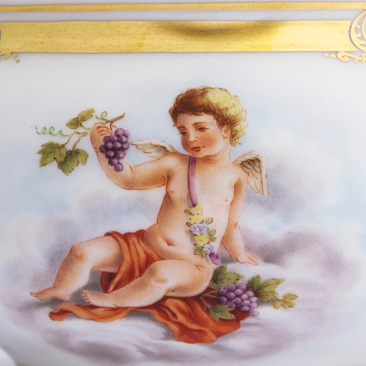 Dose Putto Jahreszeitenengel, limitiert, H 13 cm | Meissen Limitierte Meisterwerke 274984 - 52111 - Meissen Weimar