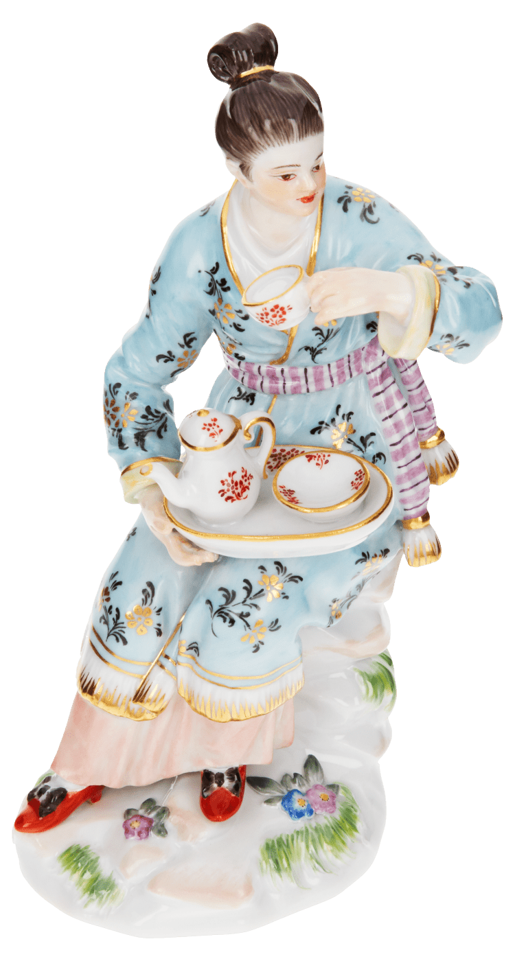 Einzelfigur Asiatin mit Teegeschirr, bunt und gold staffiert, H 13 cm | Meissen Einzelplastik 900300 - 65656 - Meissen Weimar